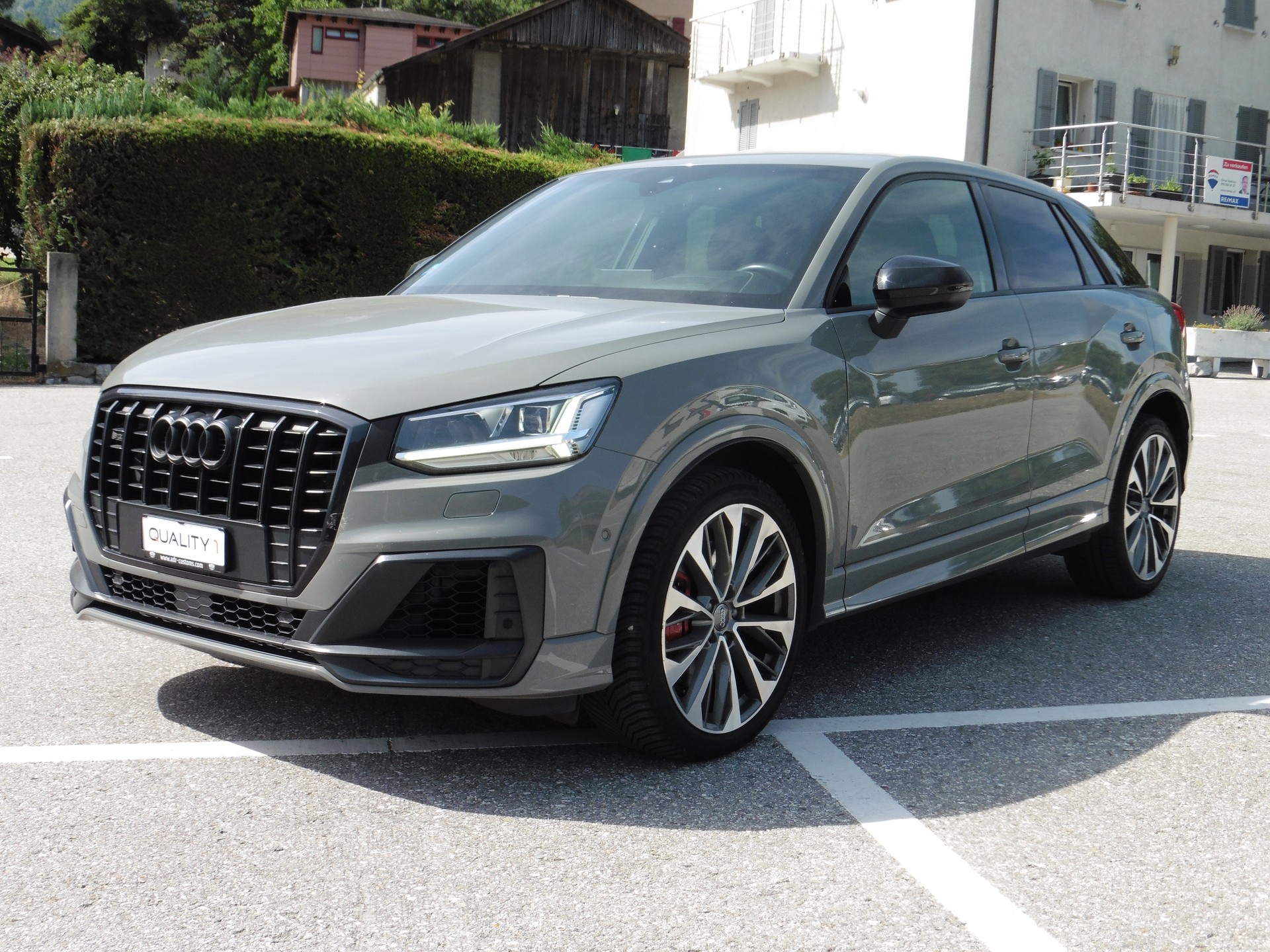 AUDI SQ2 TFSI quattro S-tronic-image-0