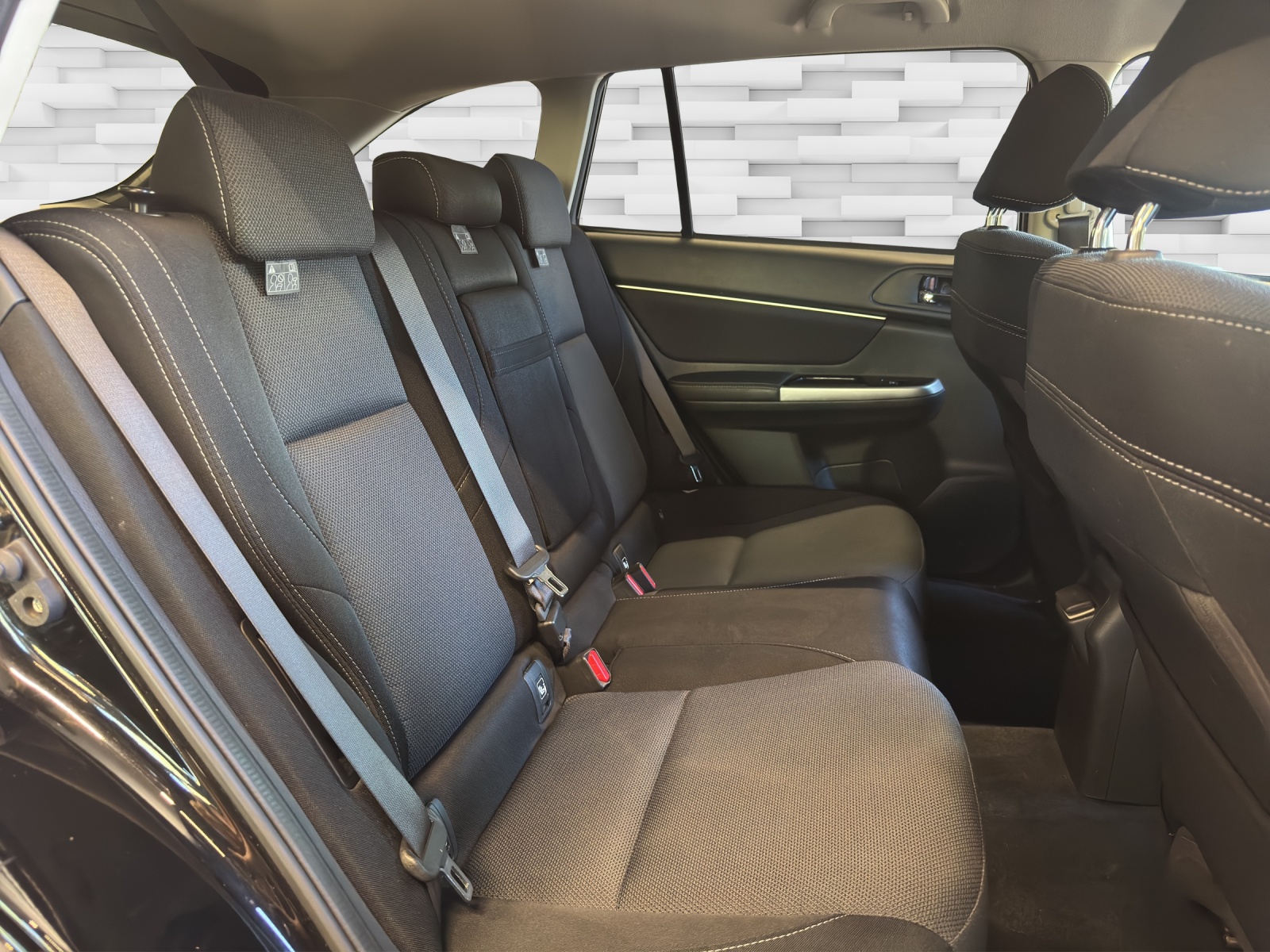 SUBARU Levorg 1.6DIT Swiss AWD Lineartronic-image-9