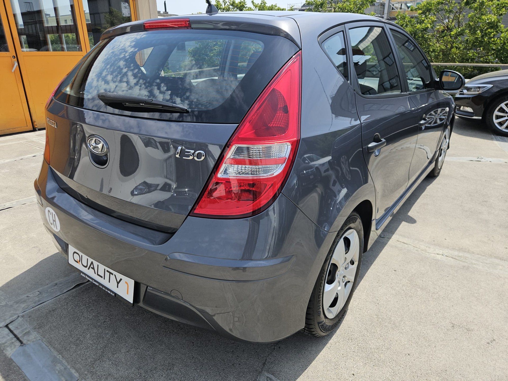 HYUNDAI i30 1.4 Comfort-image-3