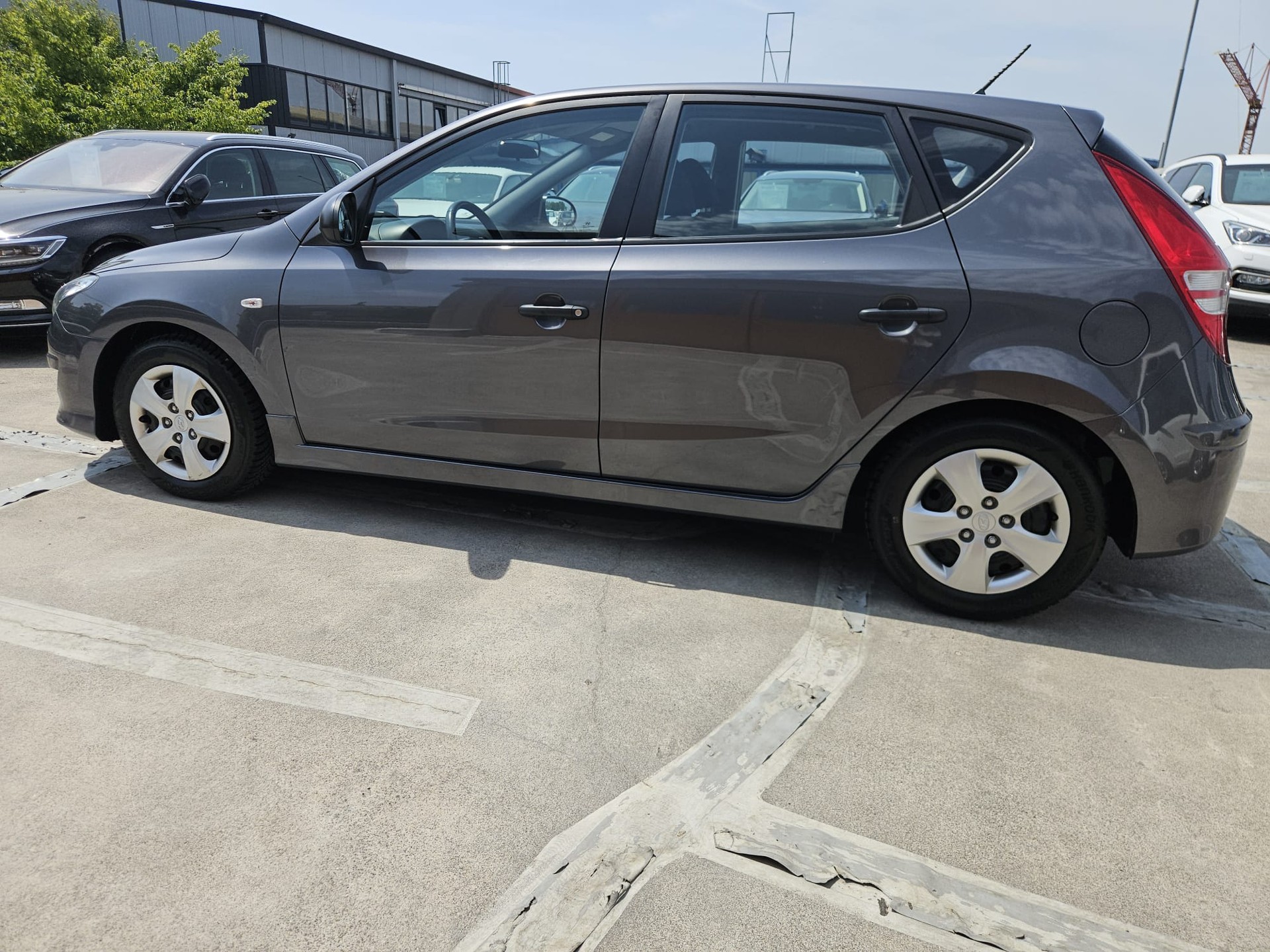 HYUNDAI i30 1.4 Comfort-image-1