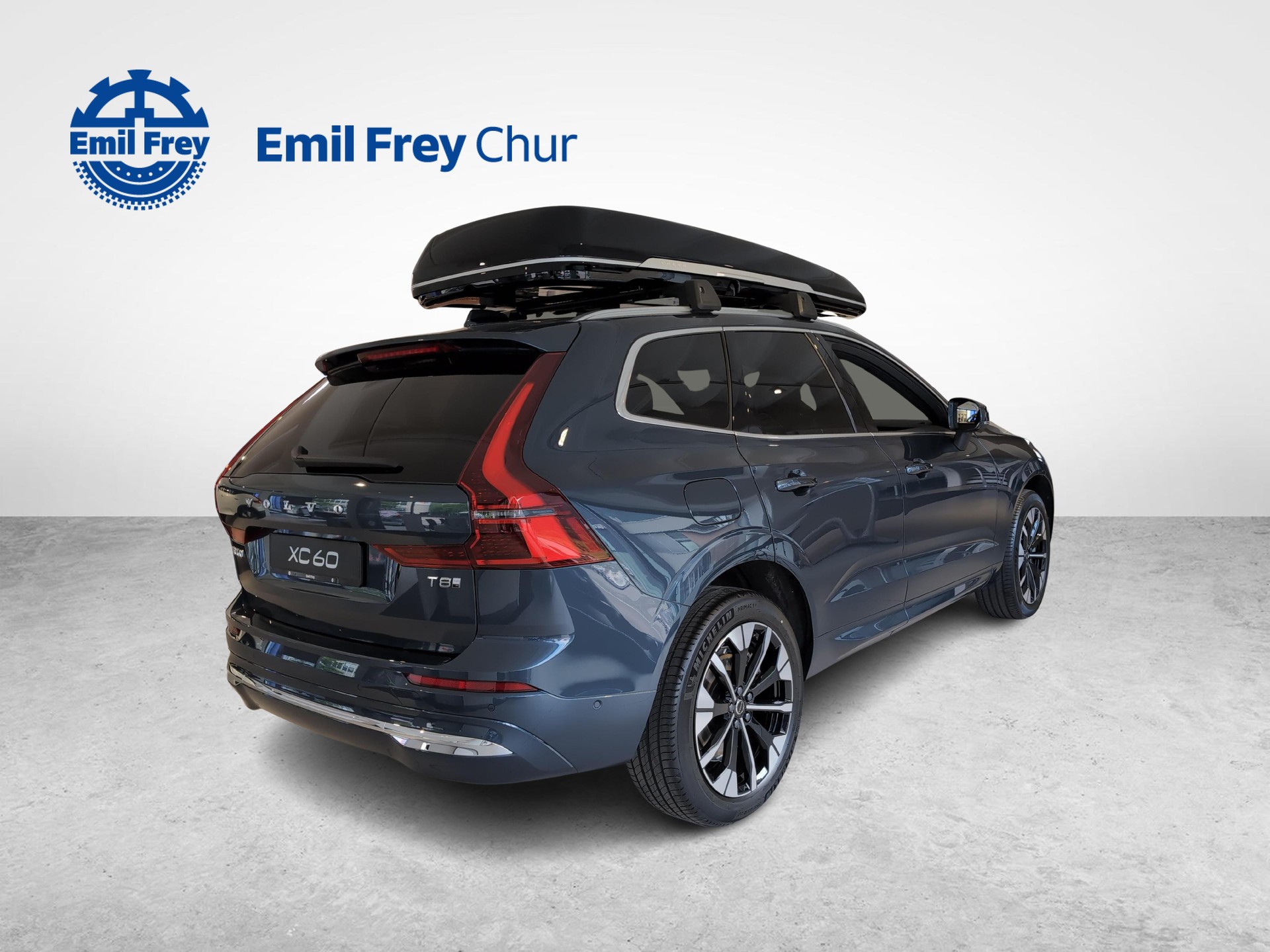 VOLVO XC60 2.0 T8 TE Ultra Bright eAWD-image-4