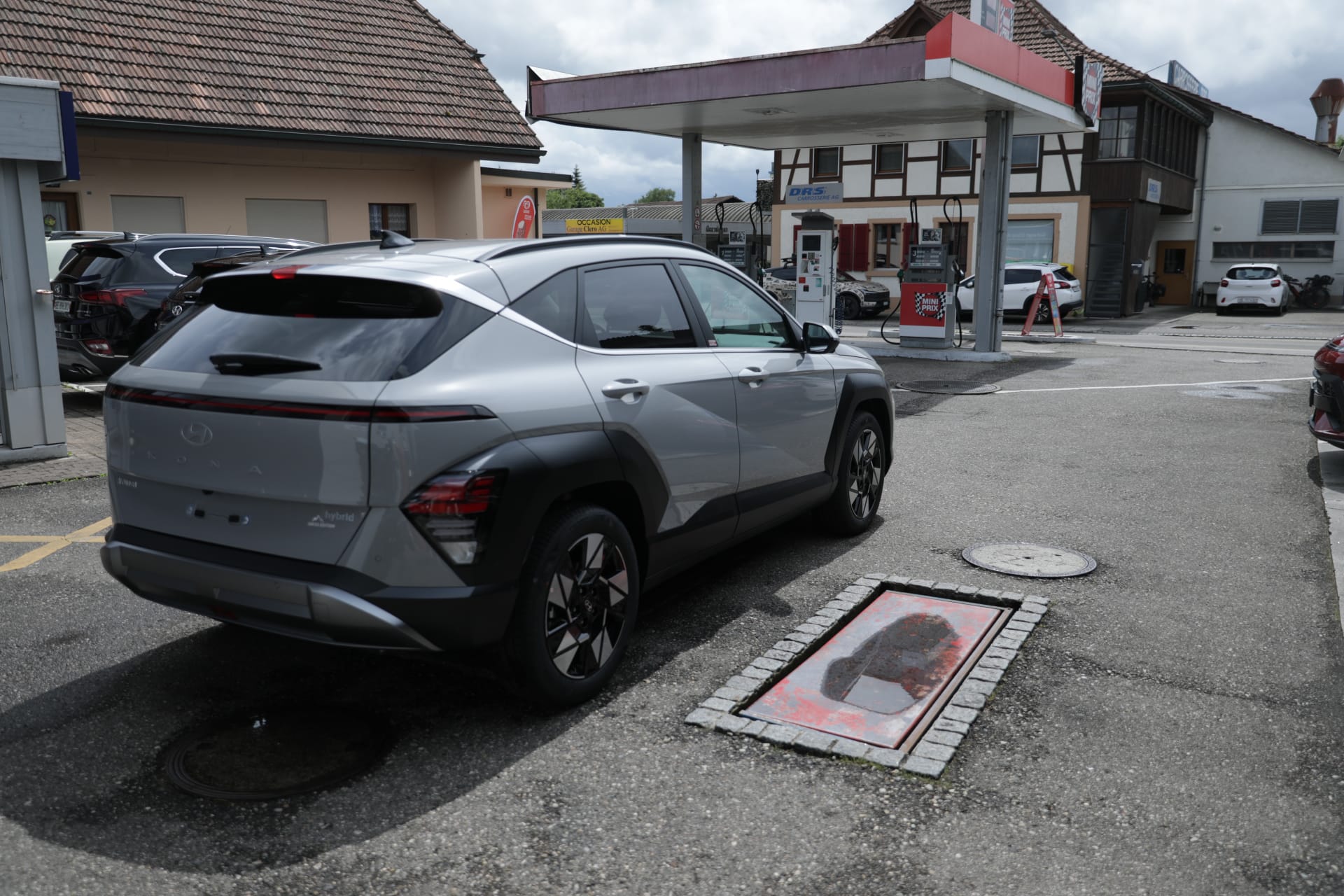 HYUNDAI Kona 1.6 GDi HEV Amplia DCT-image-5