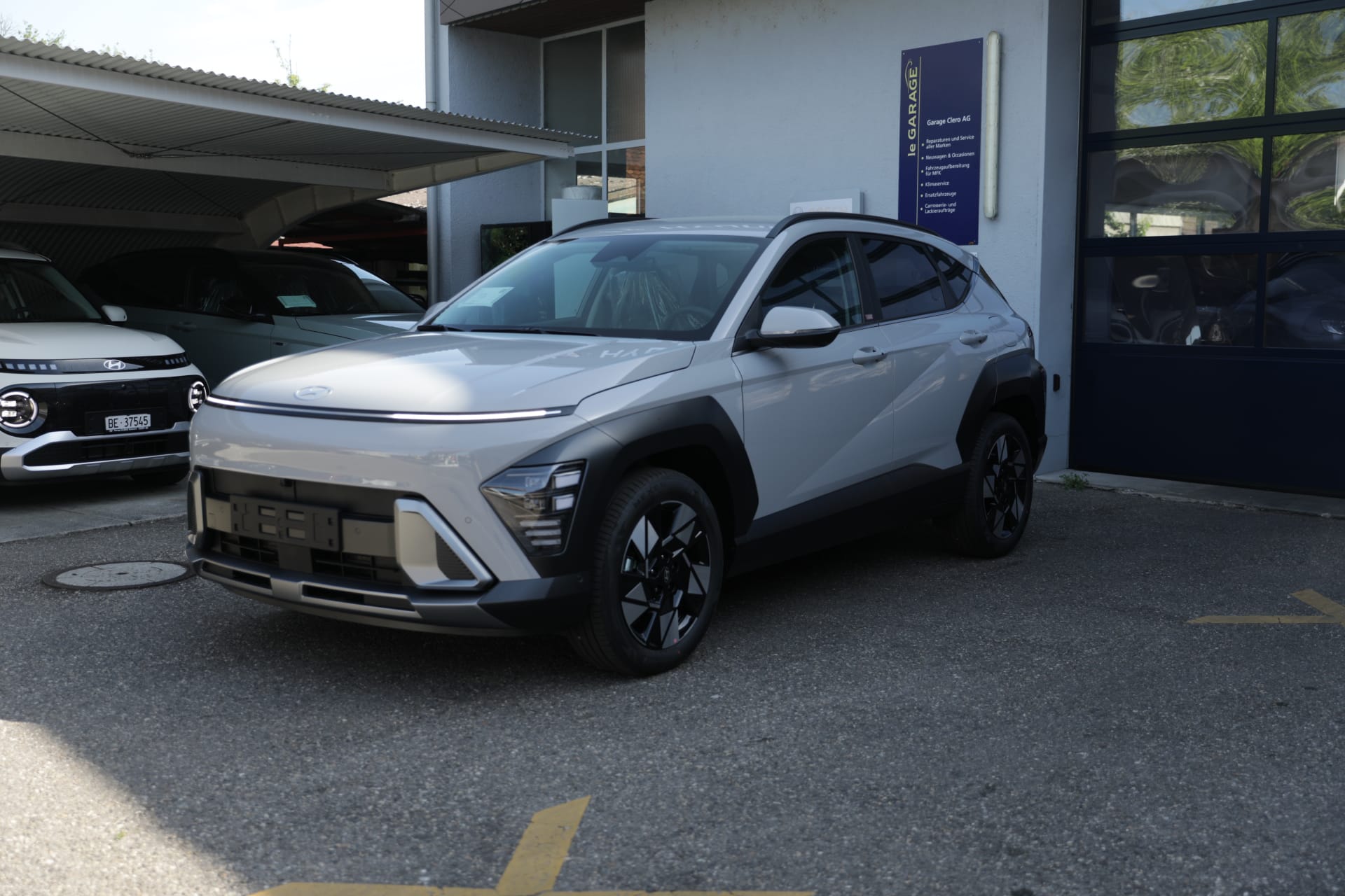 HYUNDAI Kona 1.6 GDi HEV Amplia DCT