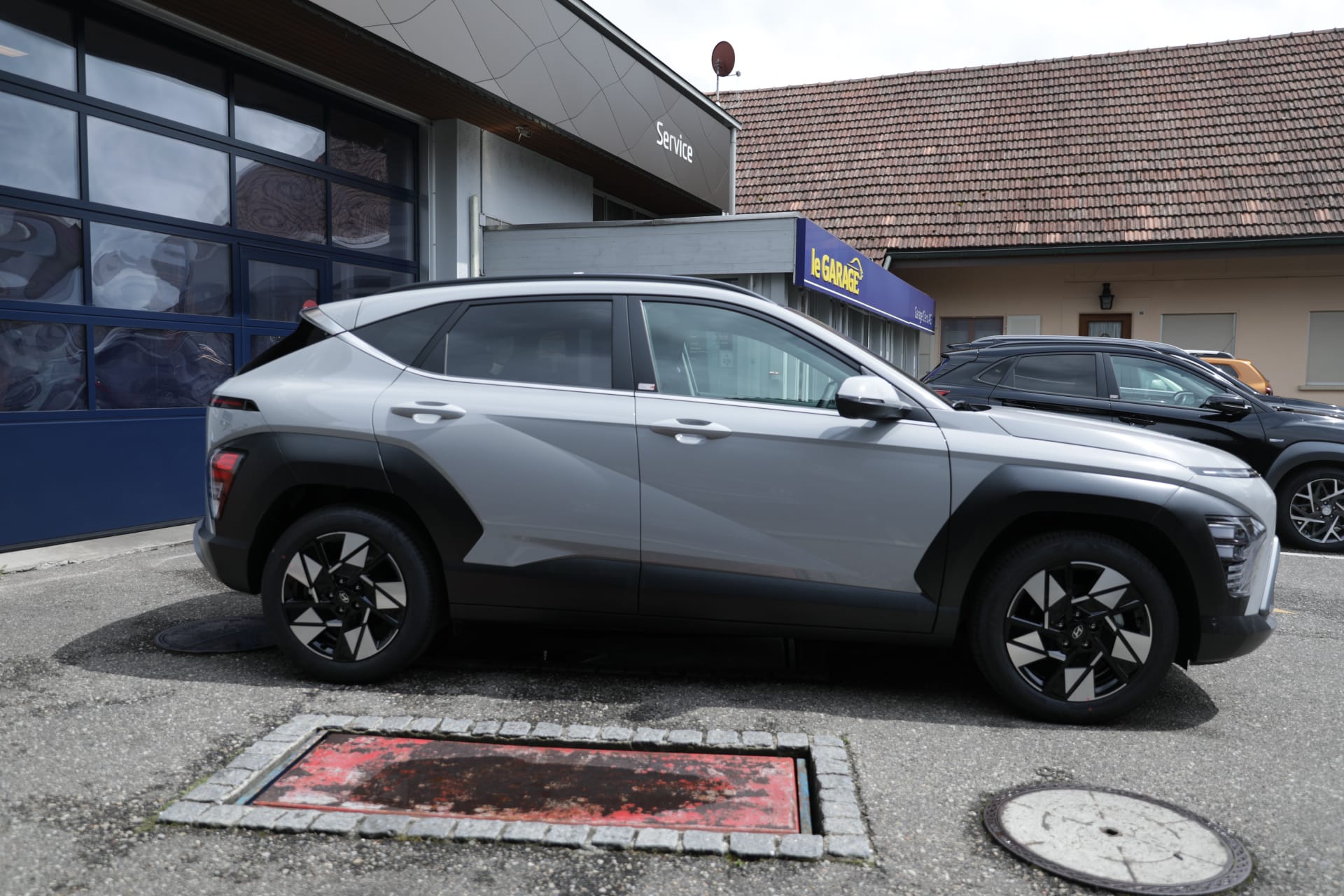 HYUNDAI Kona 1.6 GDi HEV Amplia DCT-image-6