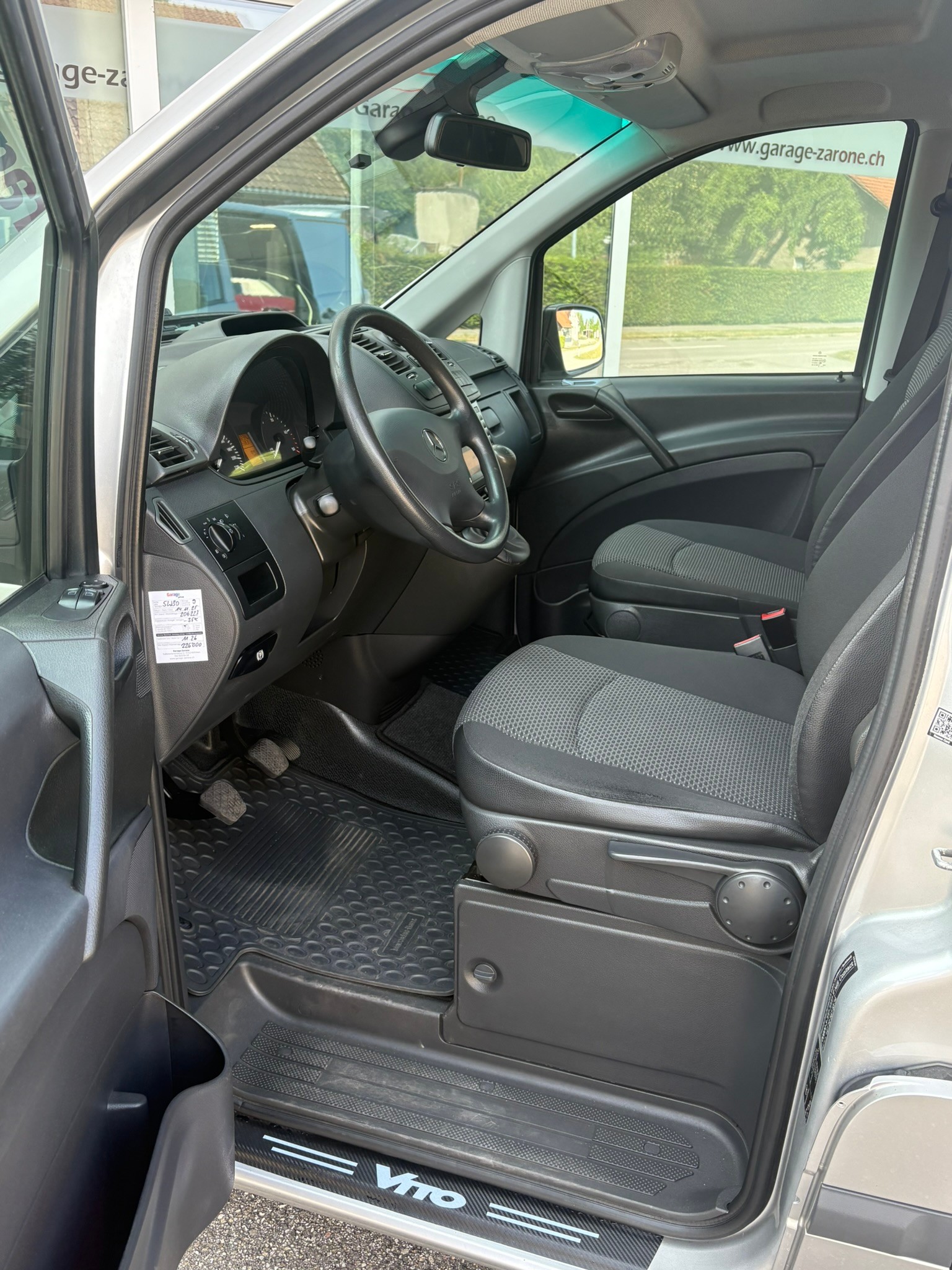 MERCEDES-BENZ Vito 113 CDI Blue Efficiency L-image-9