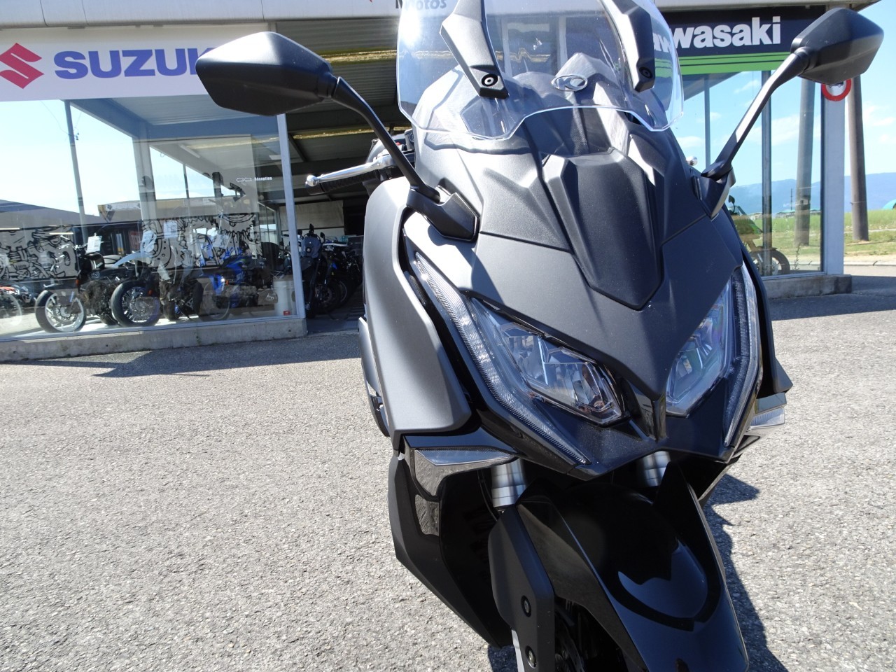 KYMCO AK 575i Premium (35kW)-image-6