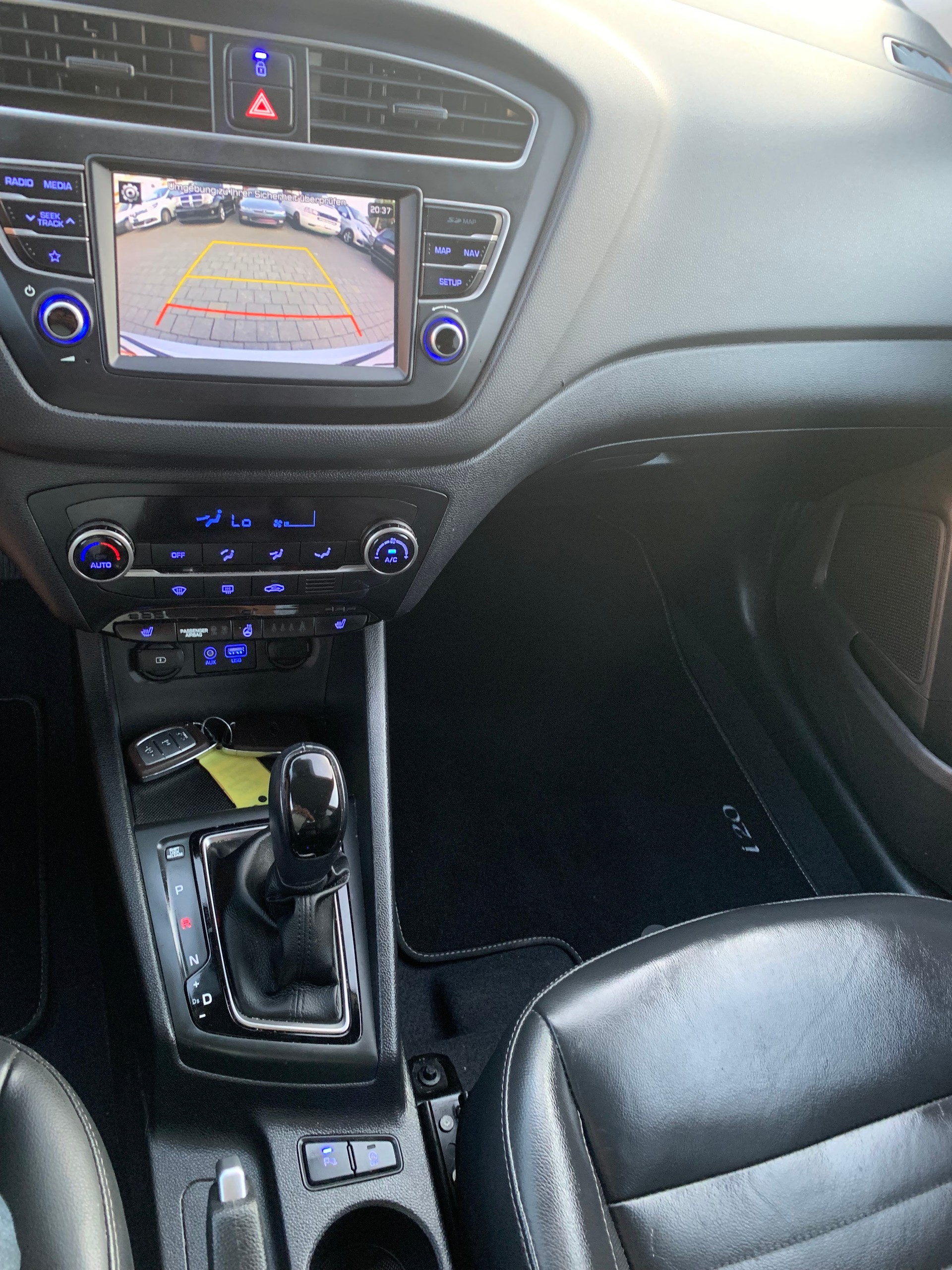 HYUNDAI i20 Active 1.0 T-GDi Vertex DCT-image-10