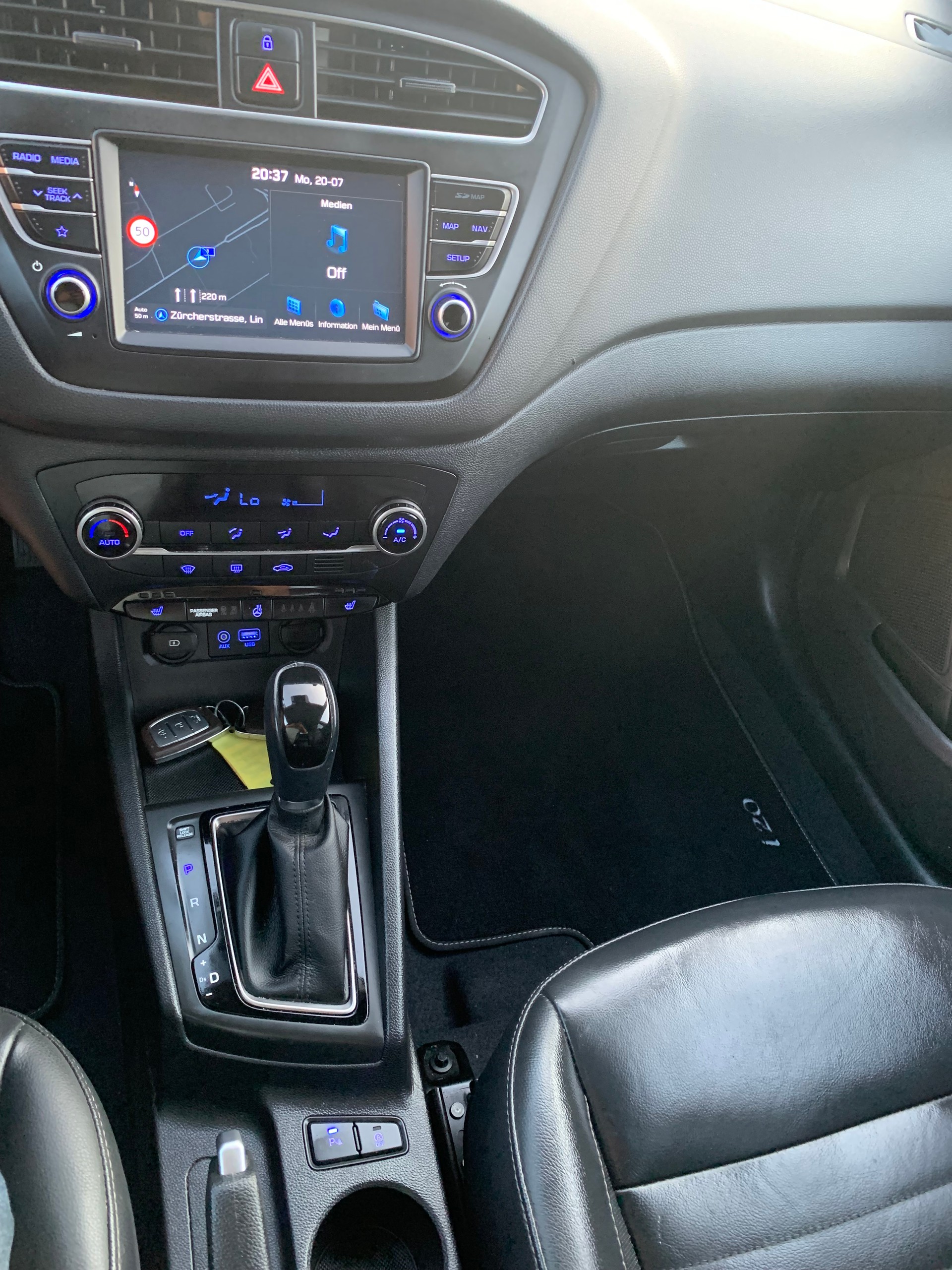HYUNDAI i20 Active 1.0 T-GDi Vertex DCT-image-9