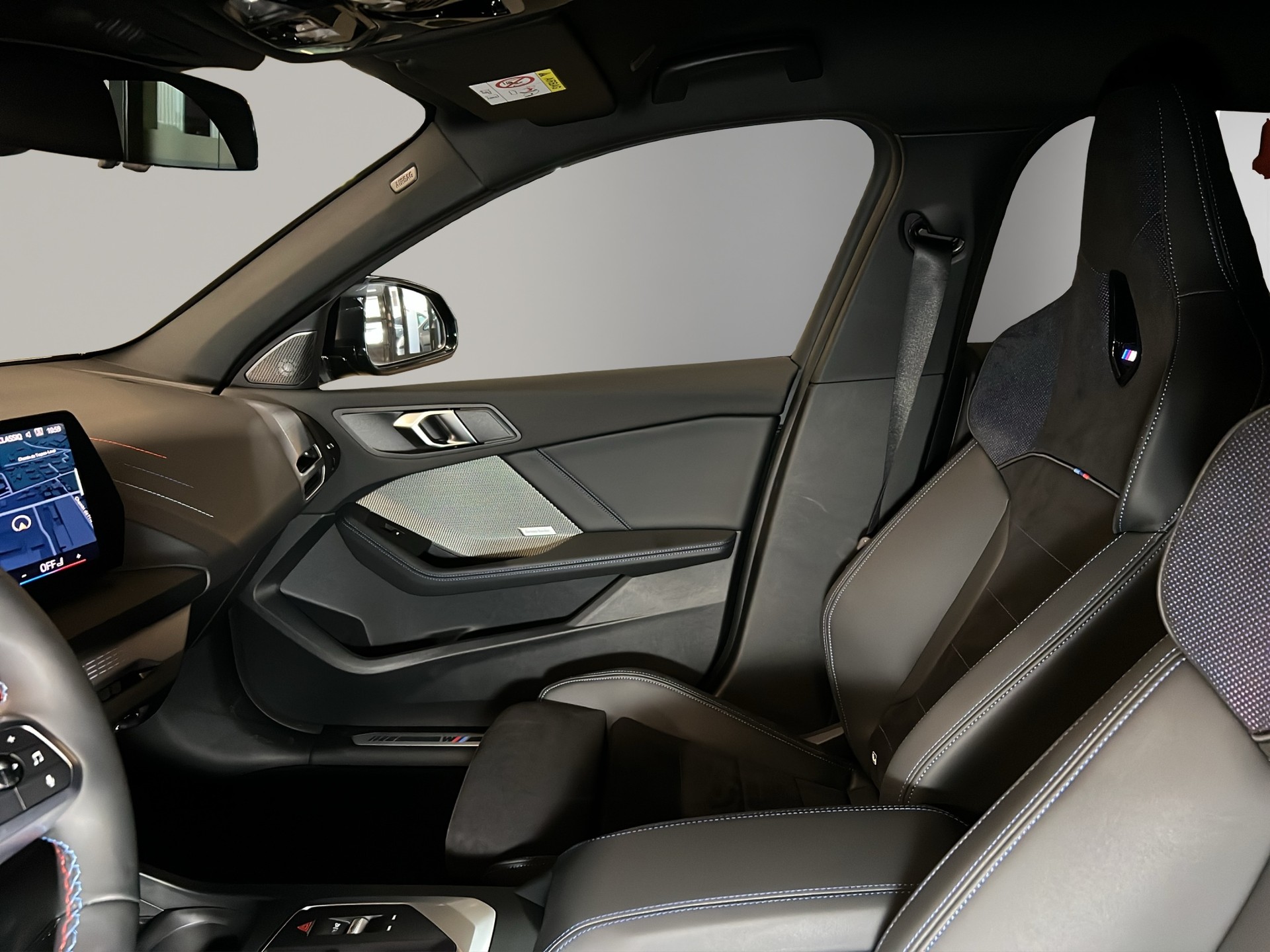 BMW M135 xDrive-image-12