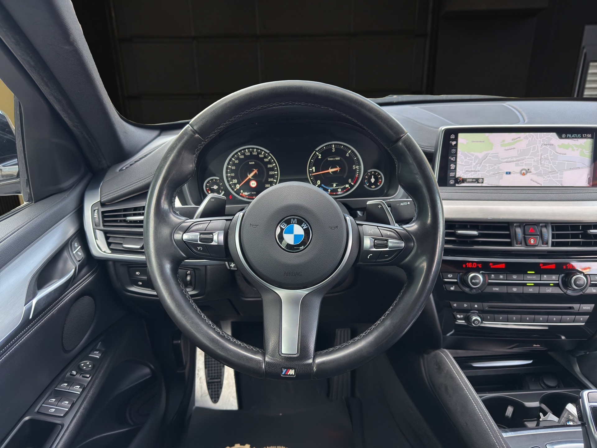 BMW X6 xDrive 30d M Sport Steptronic-image-11