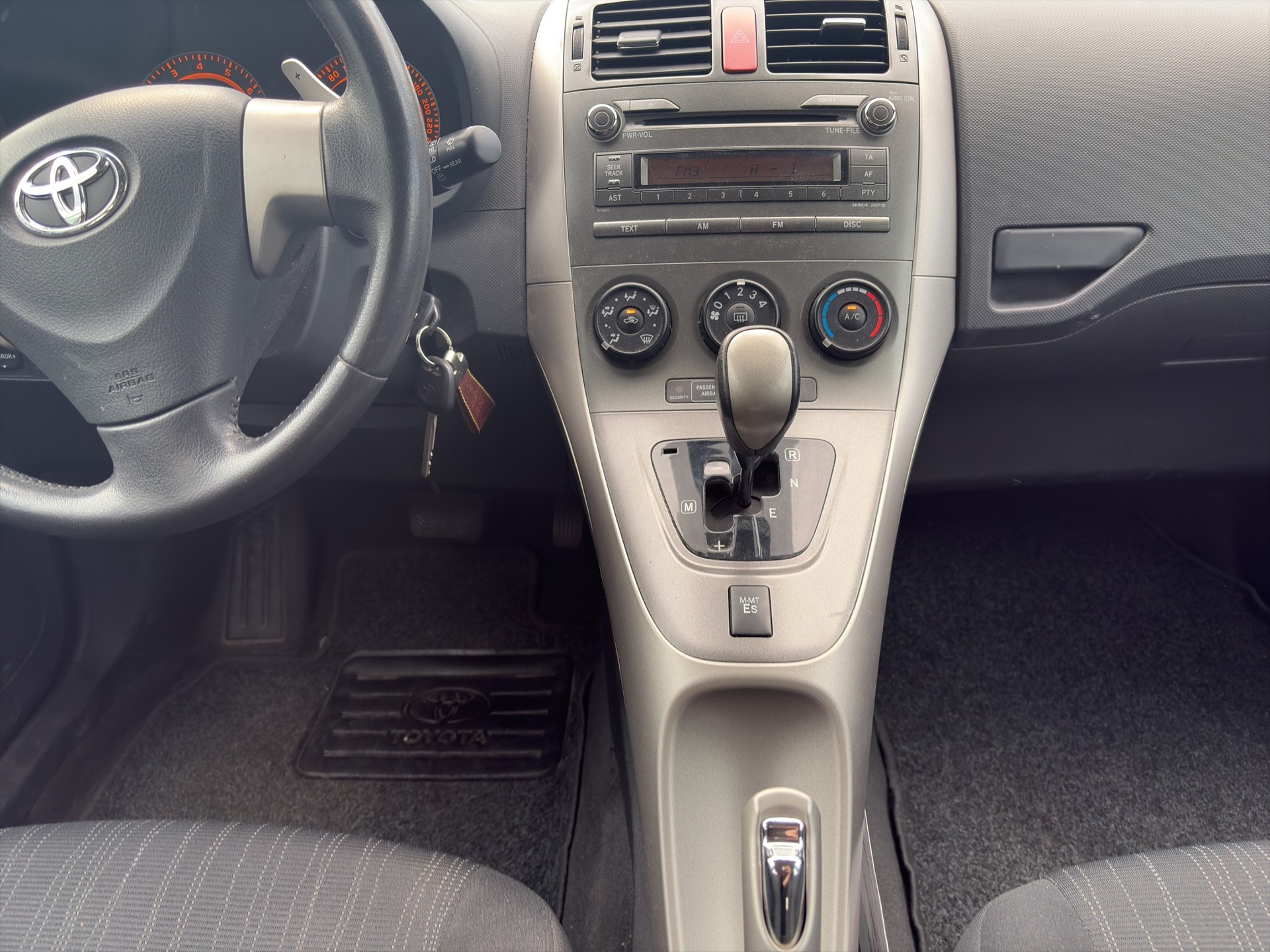 TOYOTA Auris 1.6 Linea Luna MultiMode-image-12