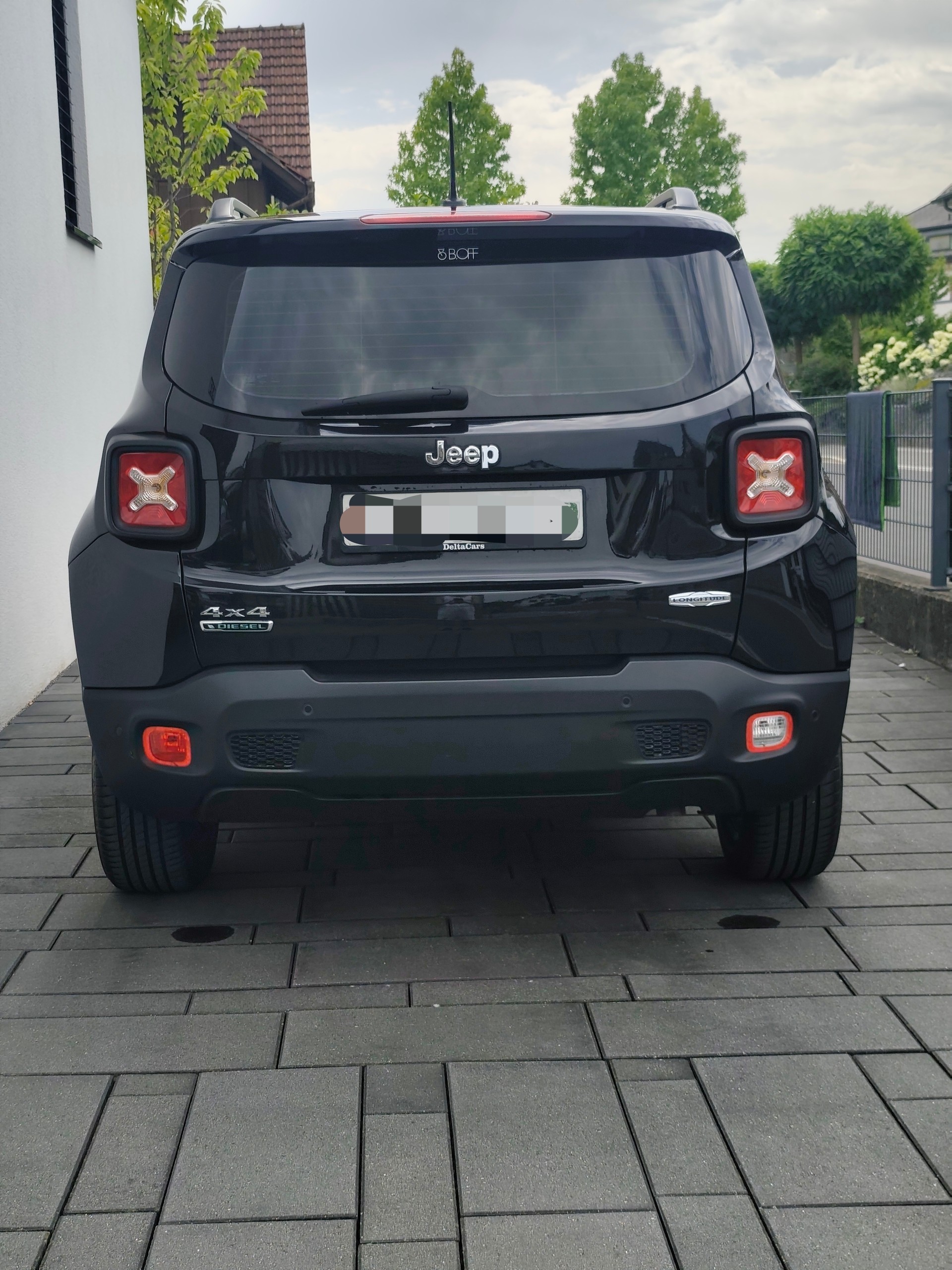 JEEP Renegade 2.0 CRD Longtitude Swiss Edition AWD Frisch ab Service-image-3