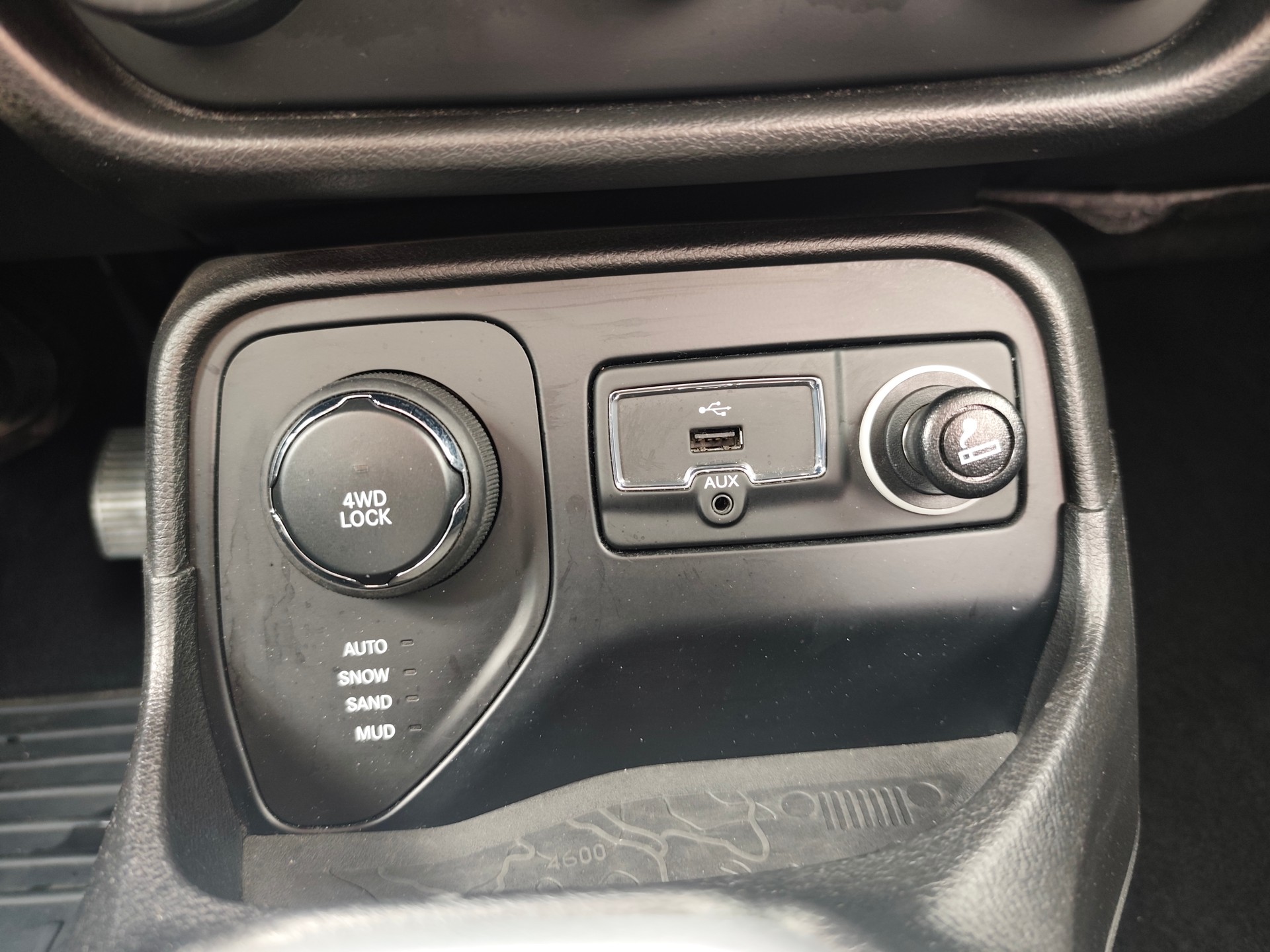 JEEP Renegade 2.0 CRD Longtitude Swiss Edition AWD Frisch ab Service-image-9