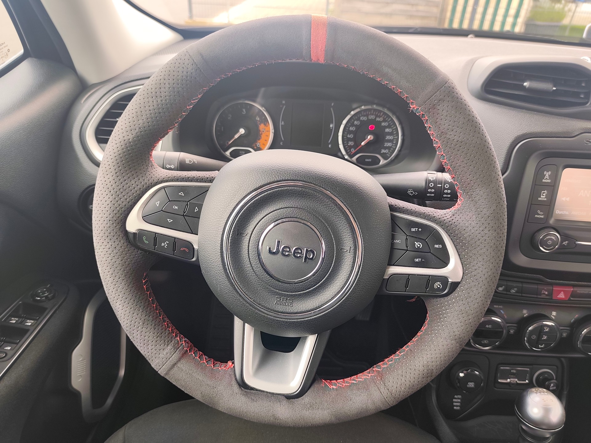JEEP Renegade 2.0 CRD Longtitude Swiss Edition AWD Frisch ab Service-image-10