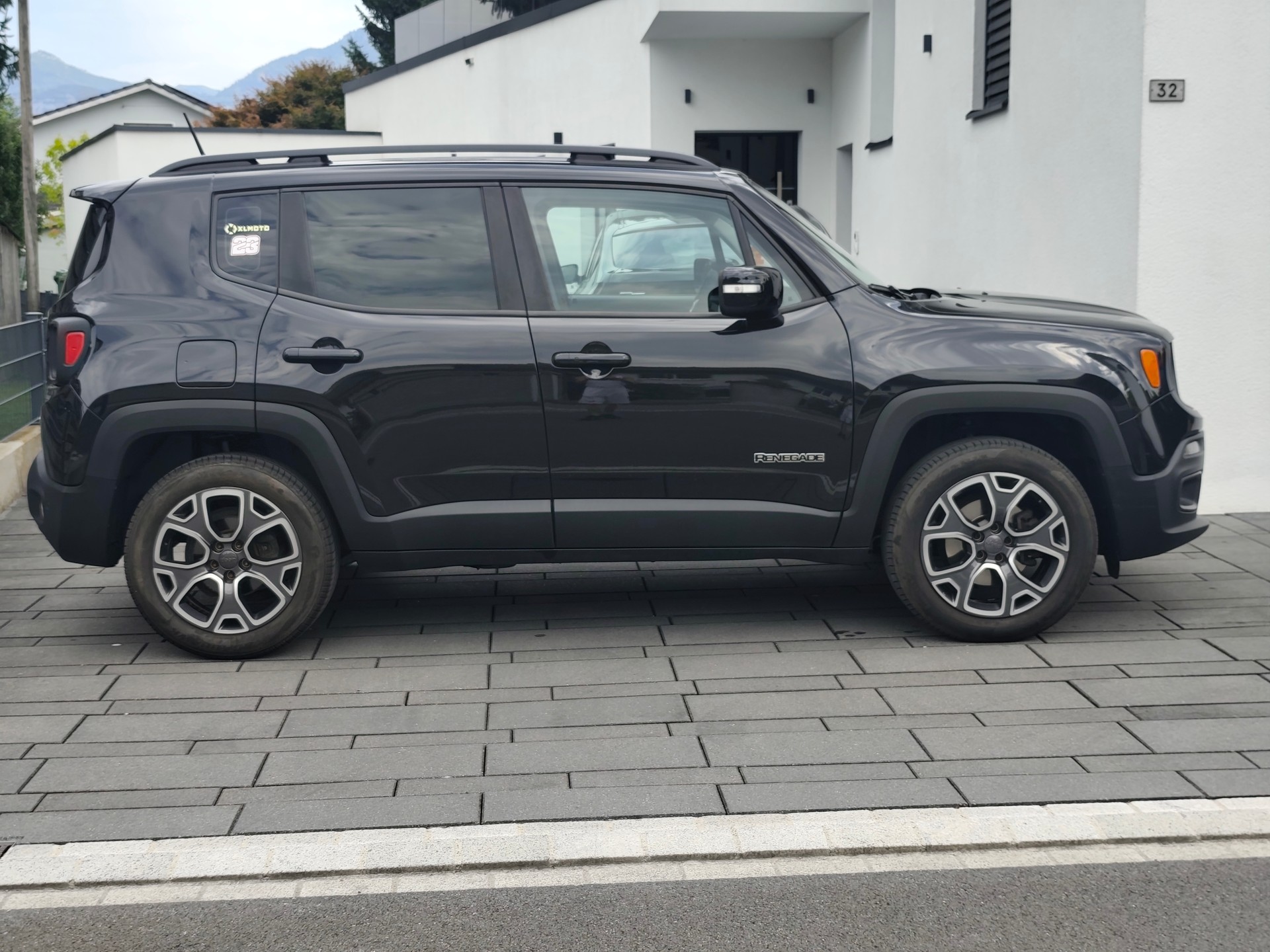 JEEP Renegade 2.0 CRD Longtitude Swiss Edition AWD Frisch ab Service-image-4