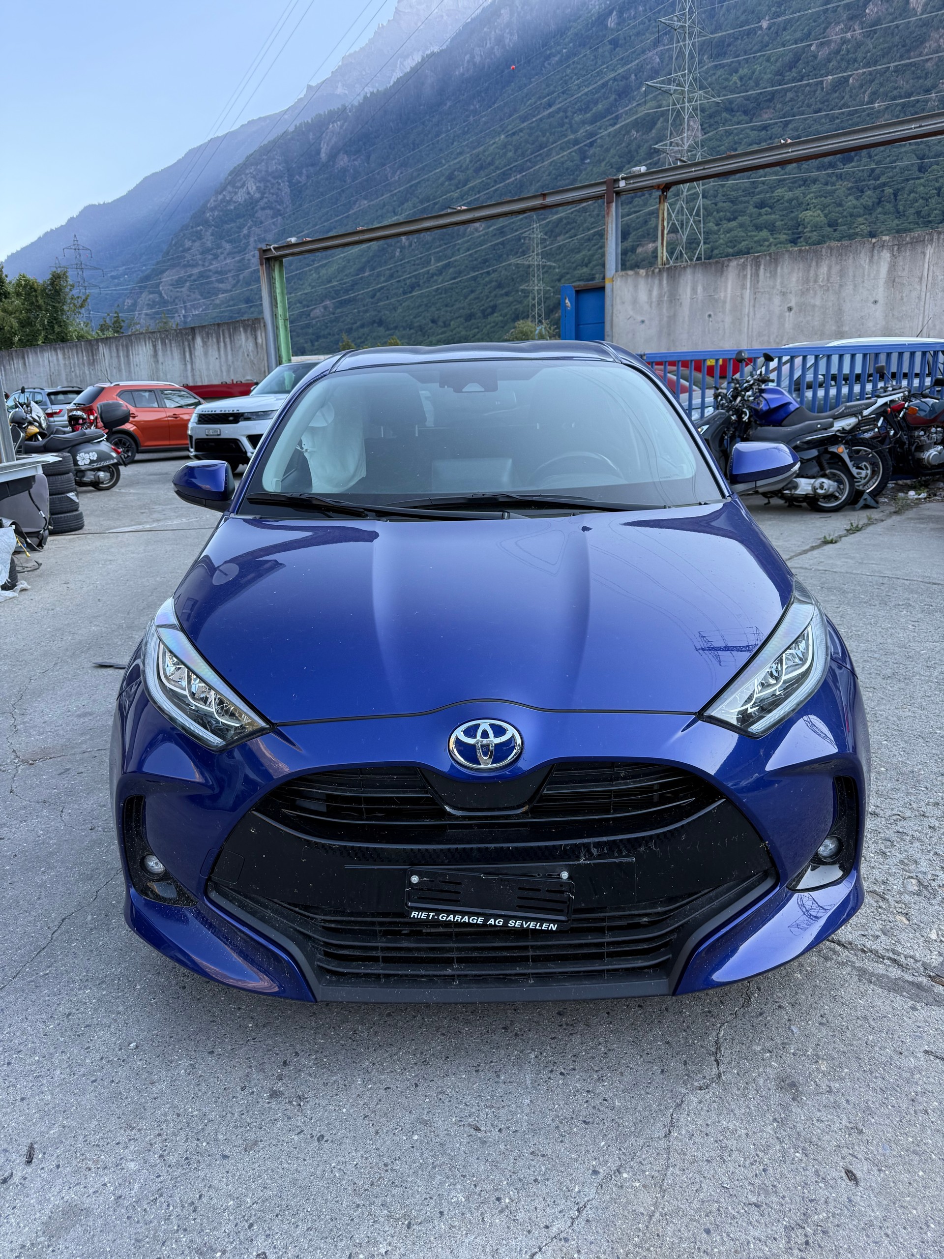 TOYOTA Yaris 1.5 Trend-image-2