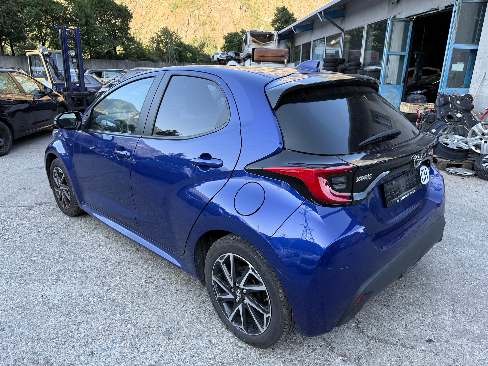 TOYOTA Yaris 1.5 Trend-image-9