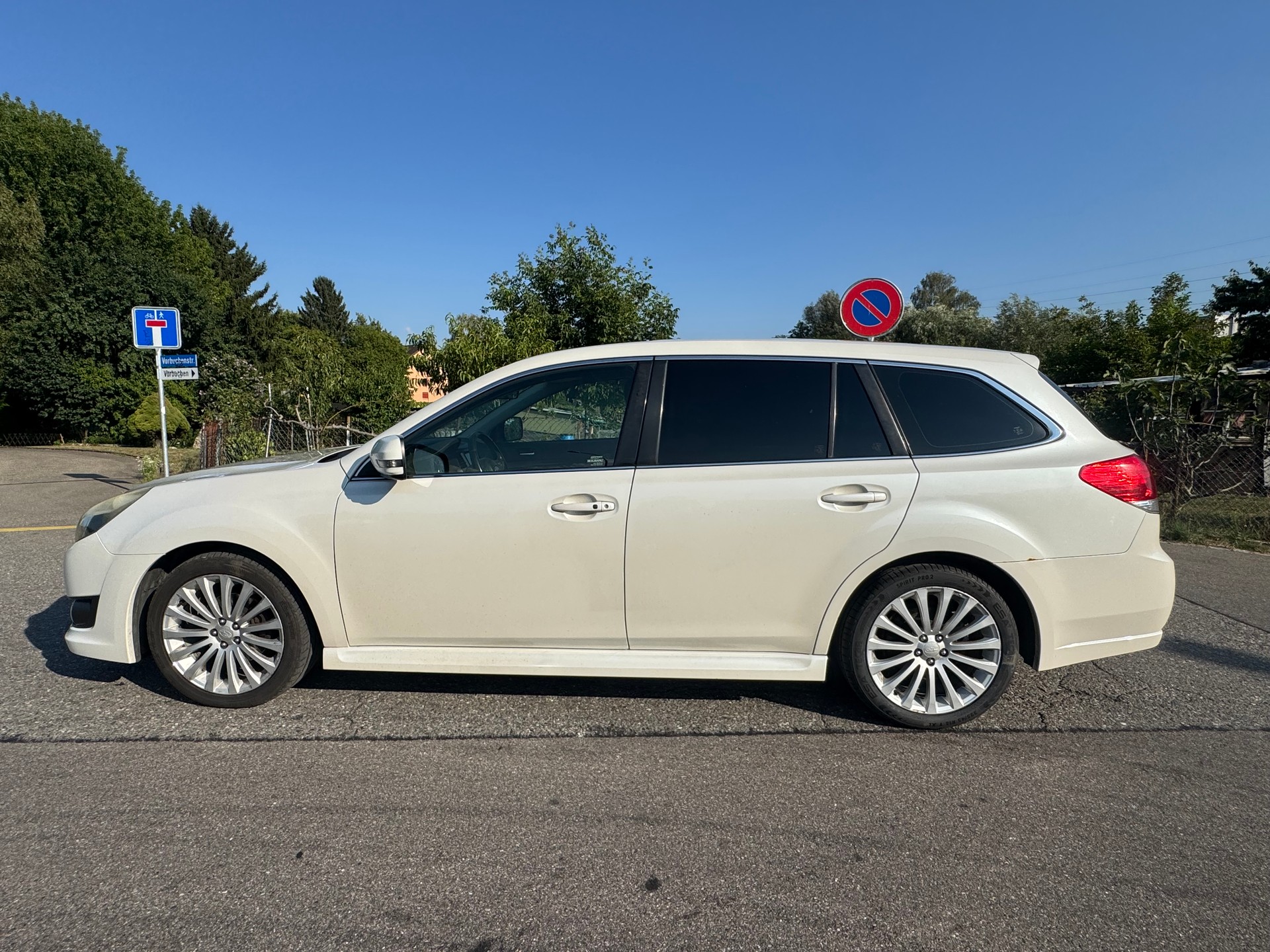 SUBARU Legacy 2.5i Swiss S AWD Lineartronic-image-3