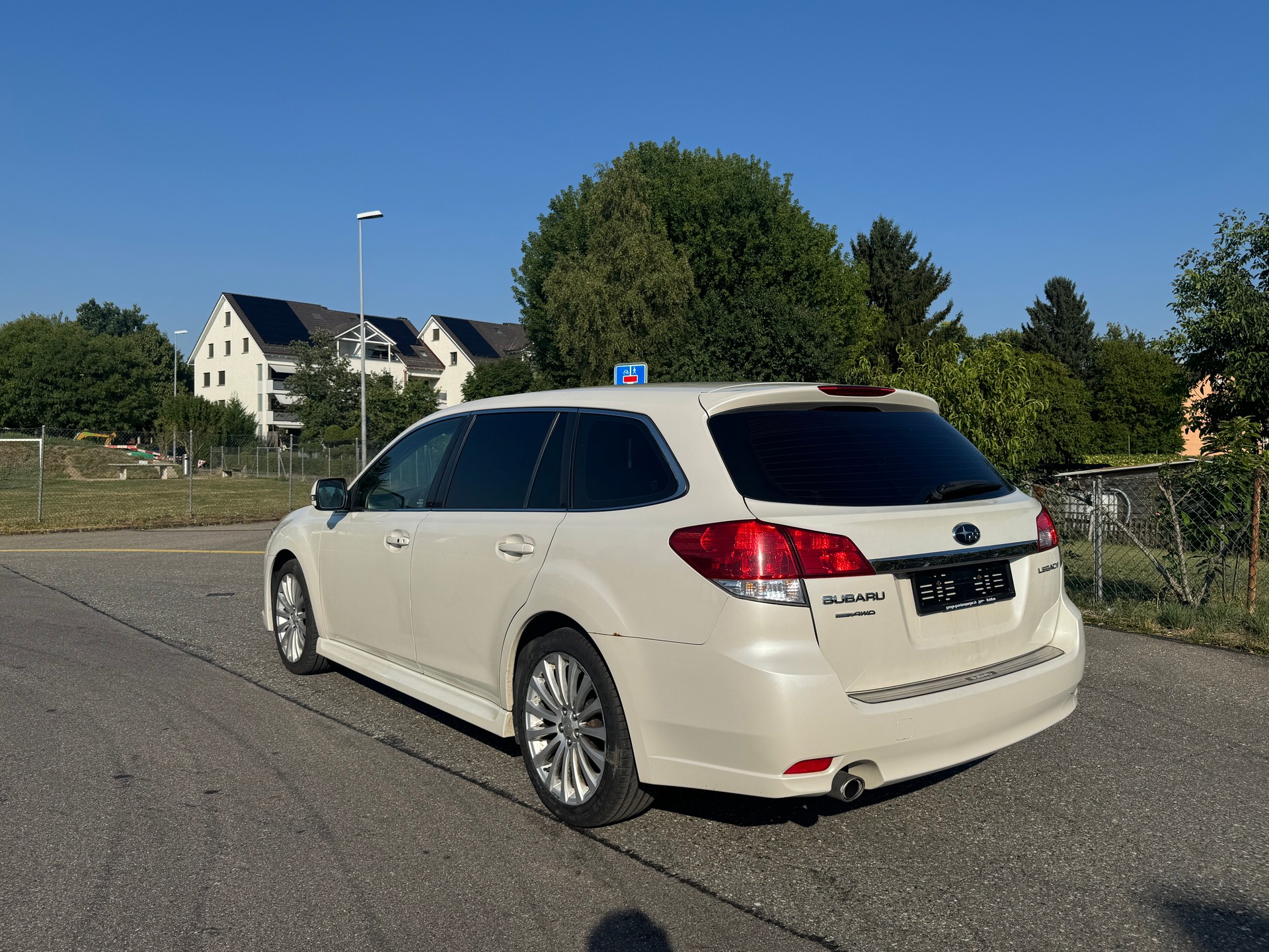 SUBARU Legacy 2.5i Swiss S AWD Lineartronic-image-4