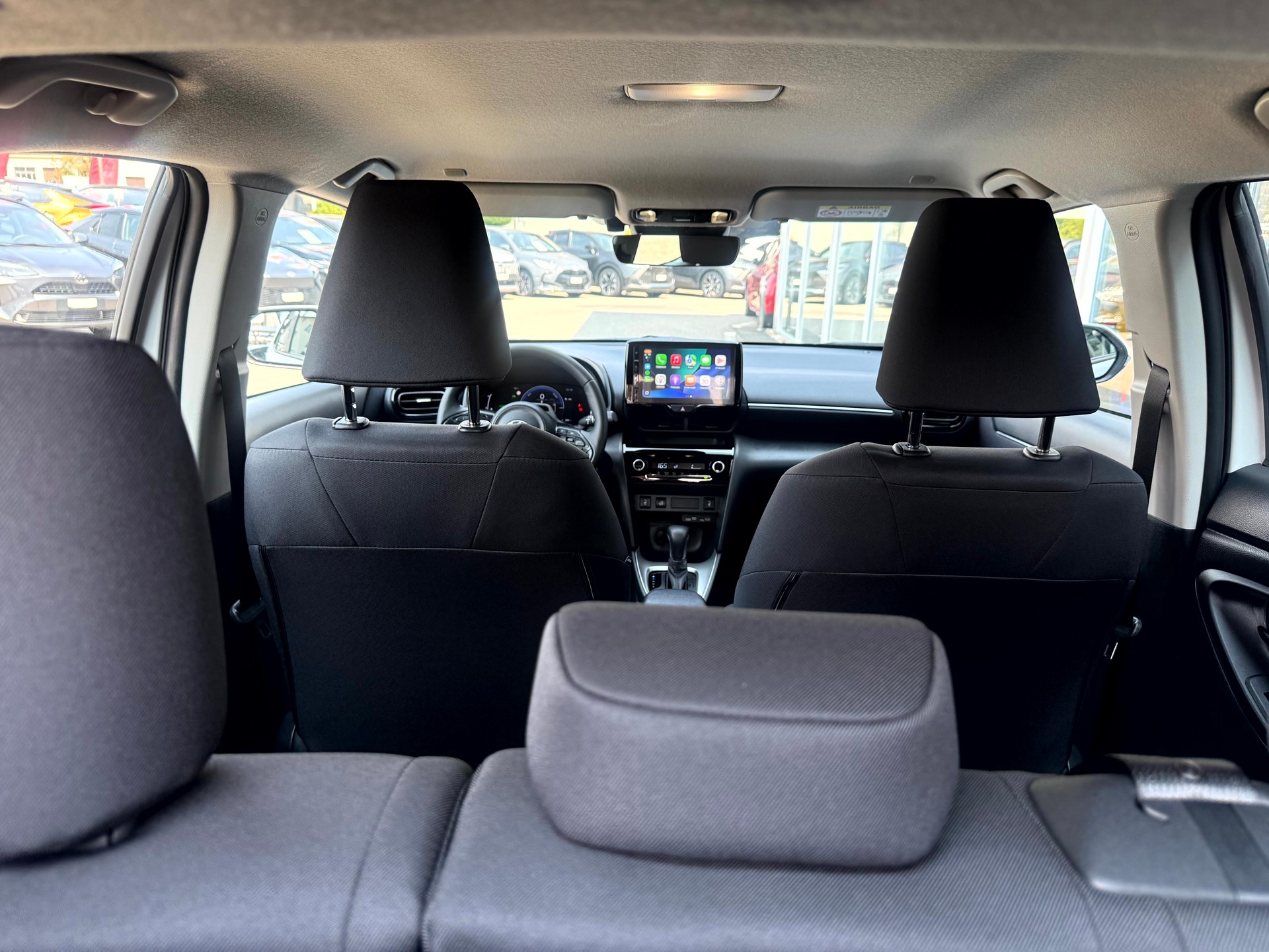 TOYOTA Yaris Cross 1.5 Comfort AWDi e-CVT-image-10