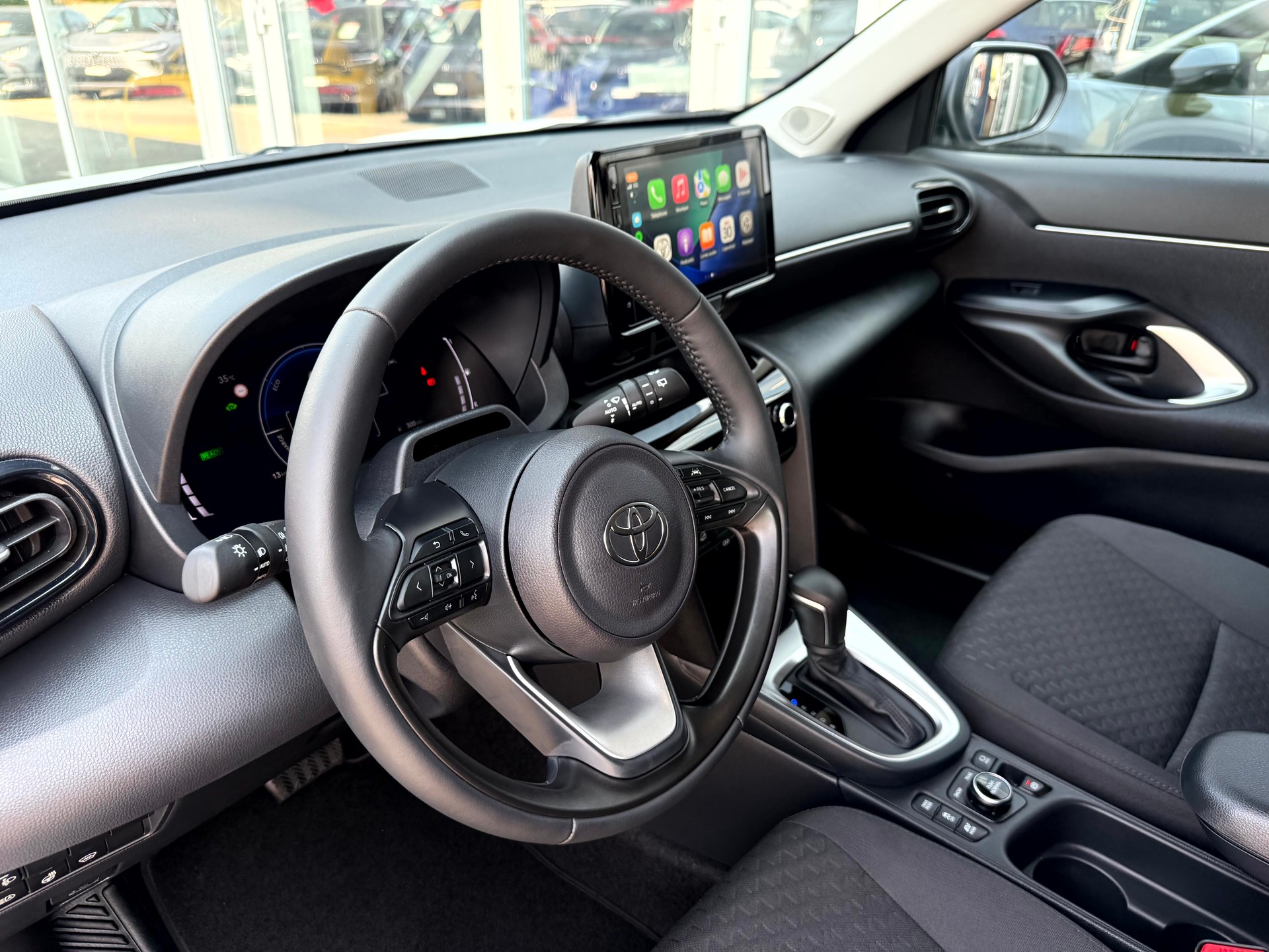 TOYOTA Yaris Cross 1.5 Comfort AWDi e-CVT-image-15