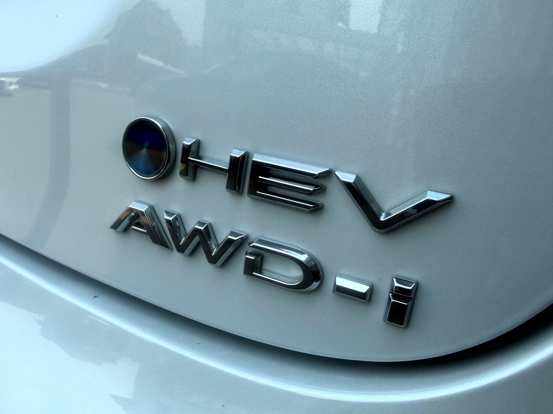 TOYOTA Yaris Cross 1.5 Comfort AWDi e-CVT-image-8