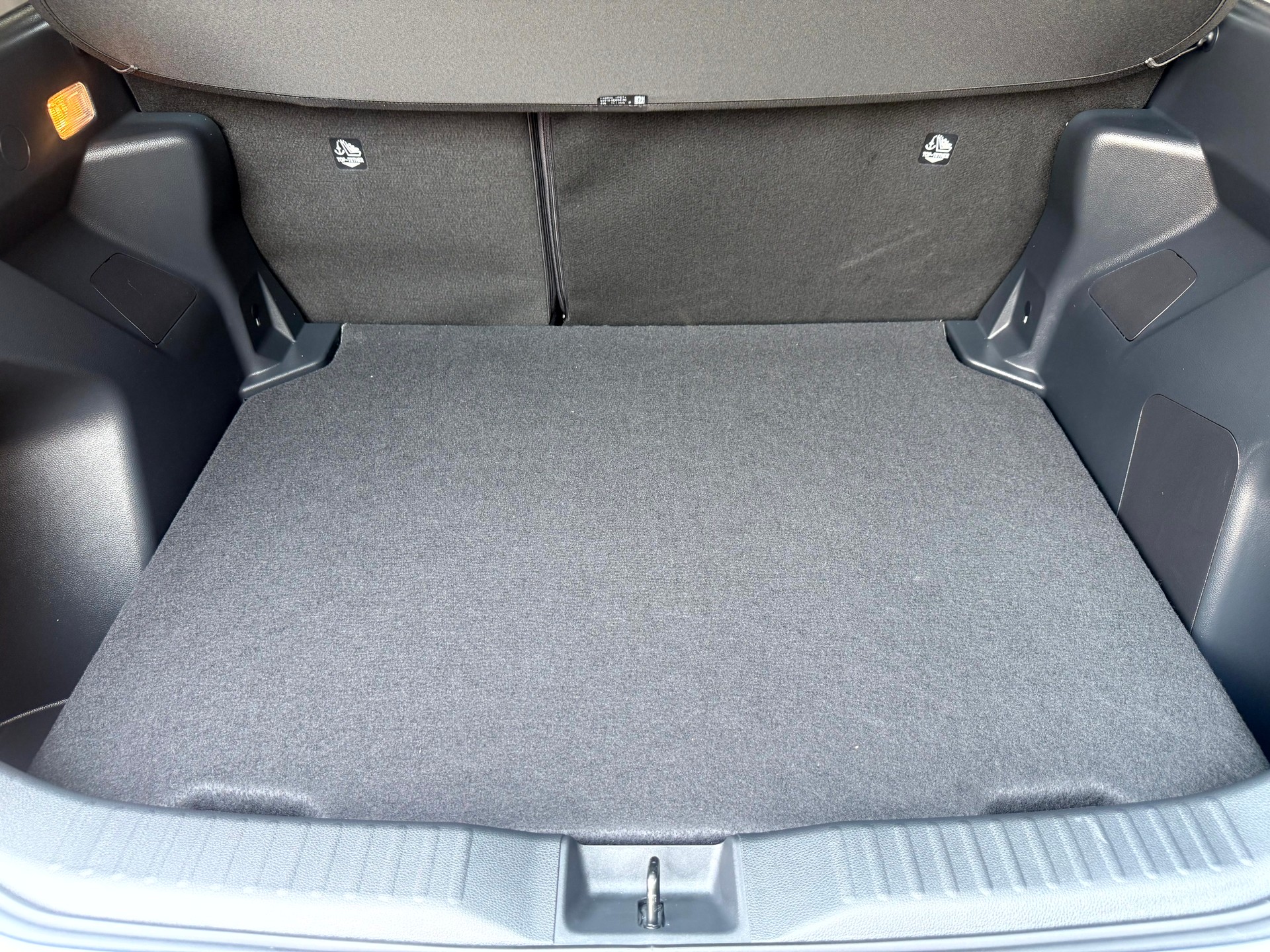 TOYOTA Yaris Cross 1.5 Comfort AWDi e-CVT-image-9