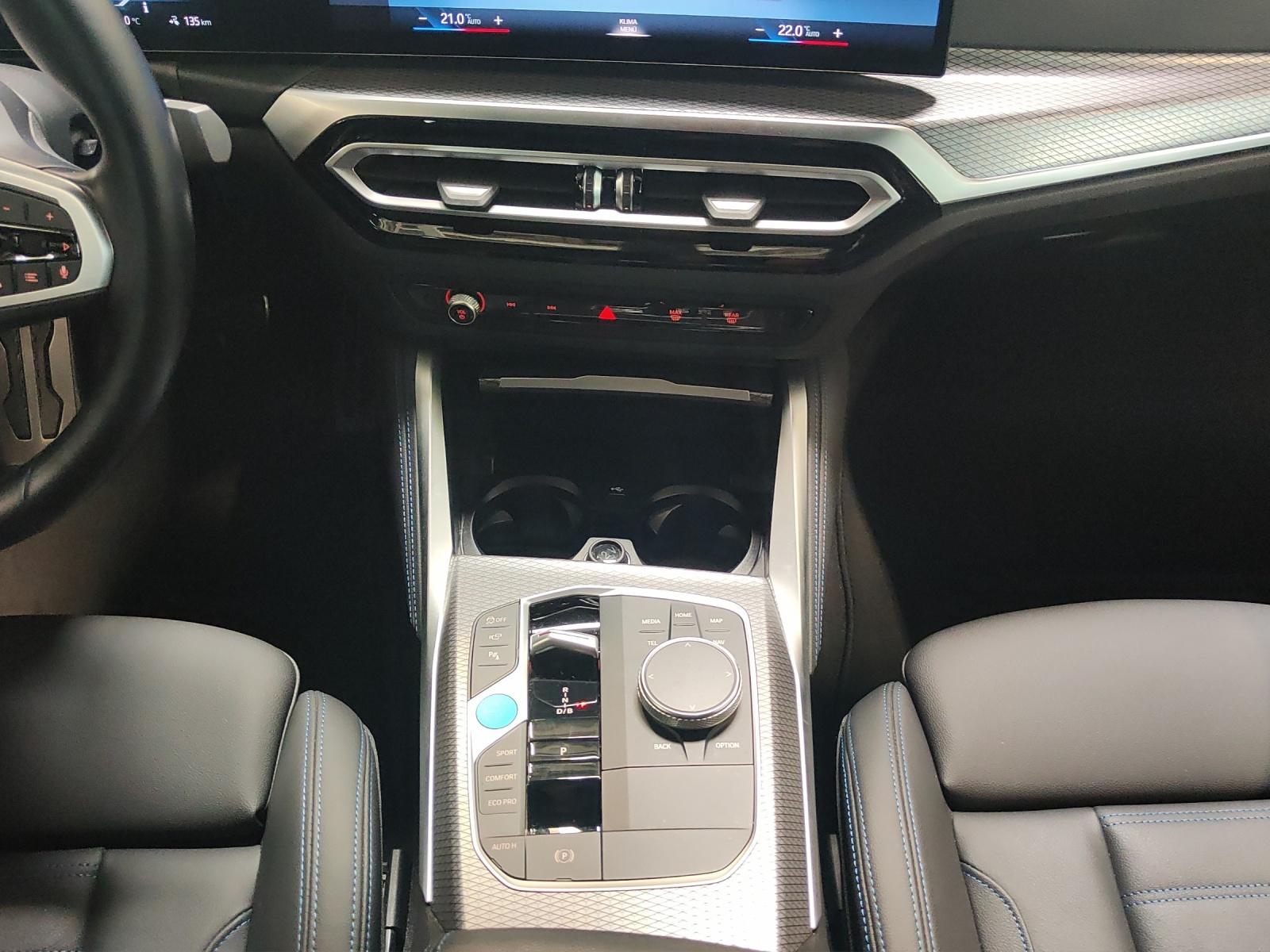 BMW i4 eDrive40-image-12