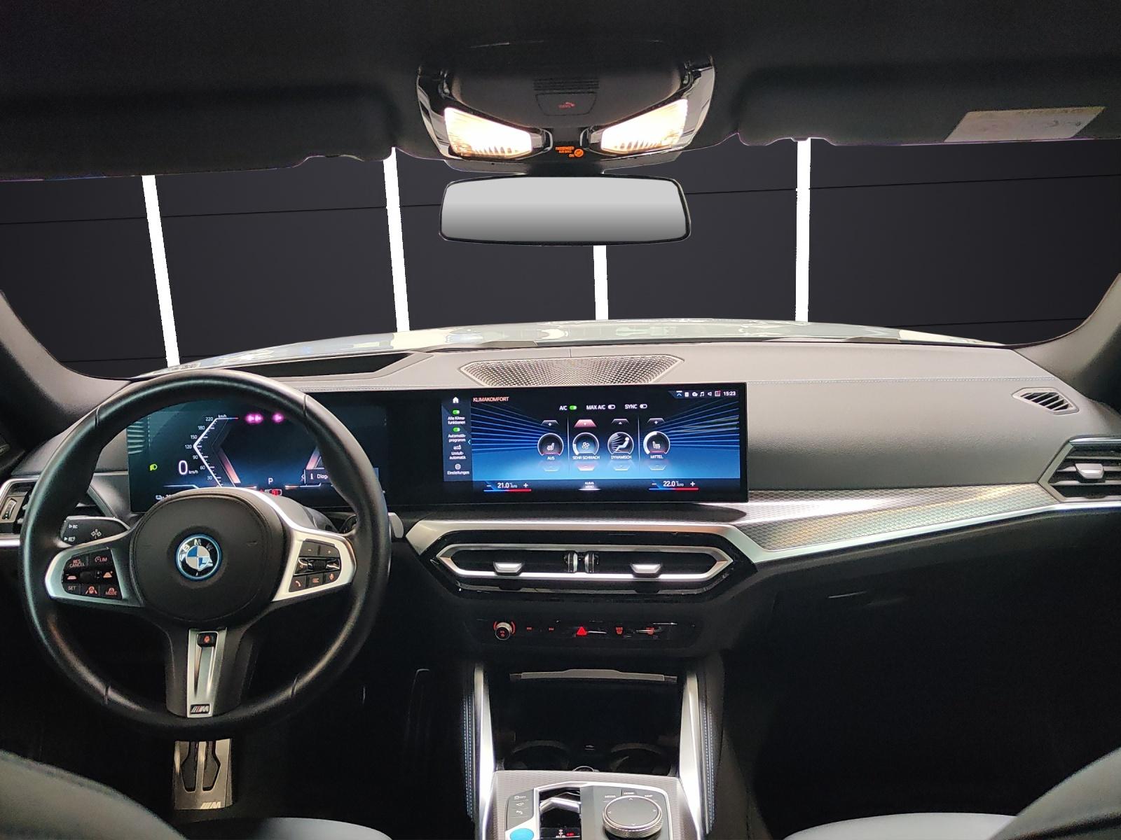 BMW i4 eDrive40-image-17