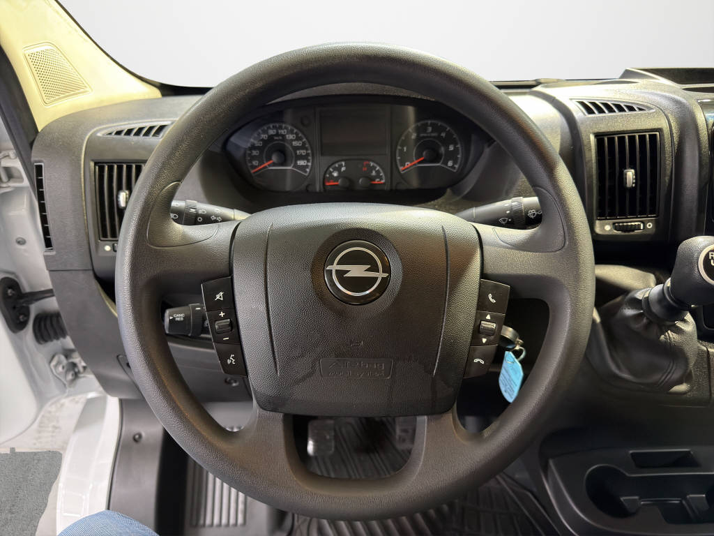 OPEL Movano Kaw. 3.5 t L2 H2 2.2 TD 140 Esse-image-9