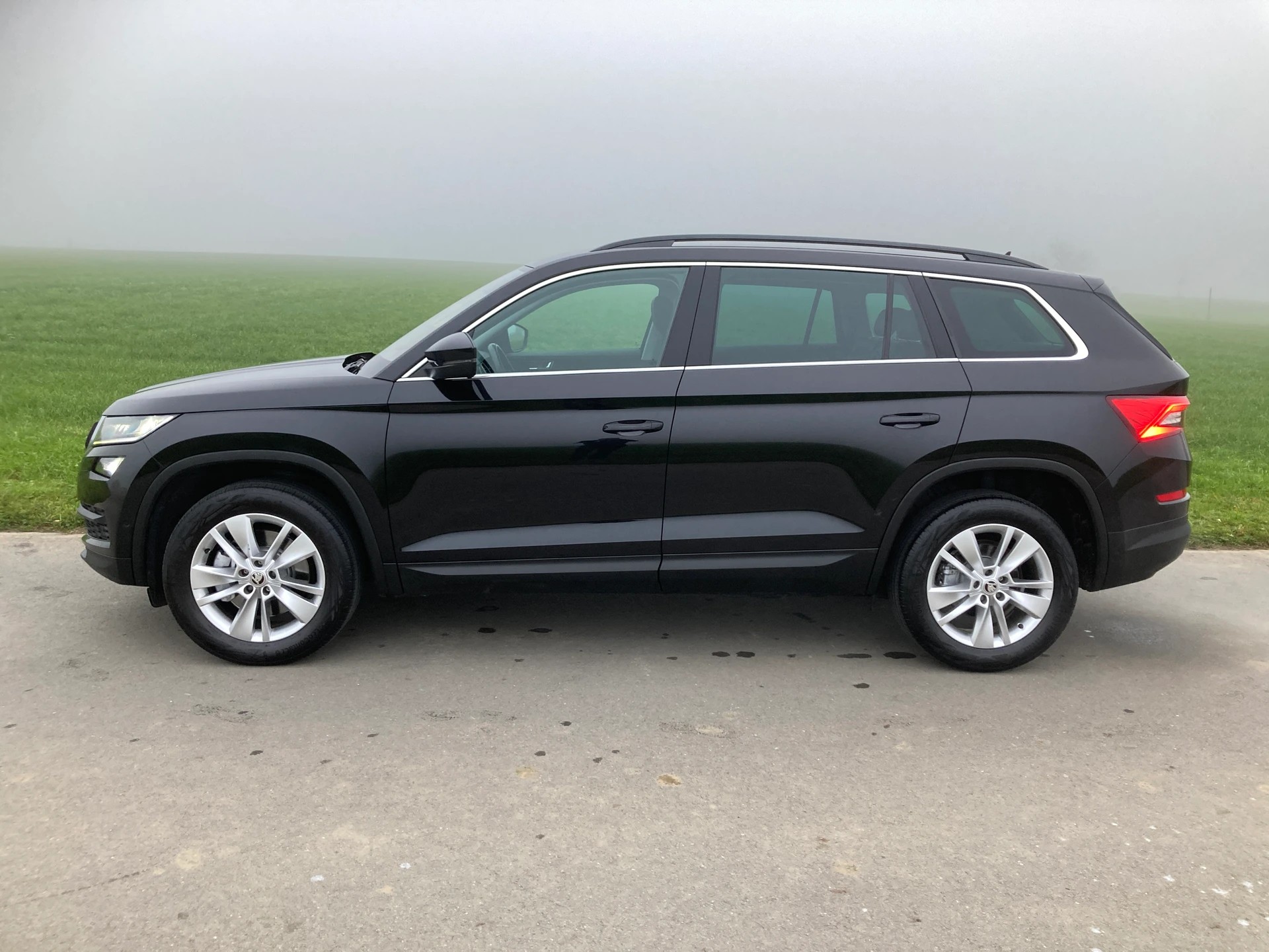 SKODA Kodiaq 2.0 TDI SCR Style 4x4 DSG-image-4