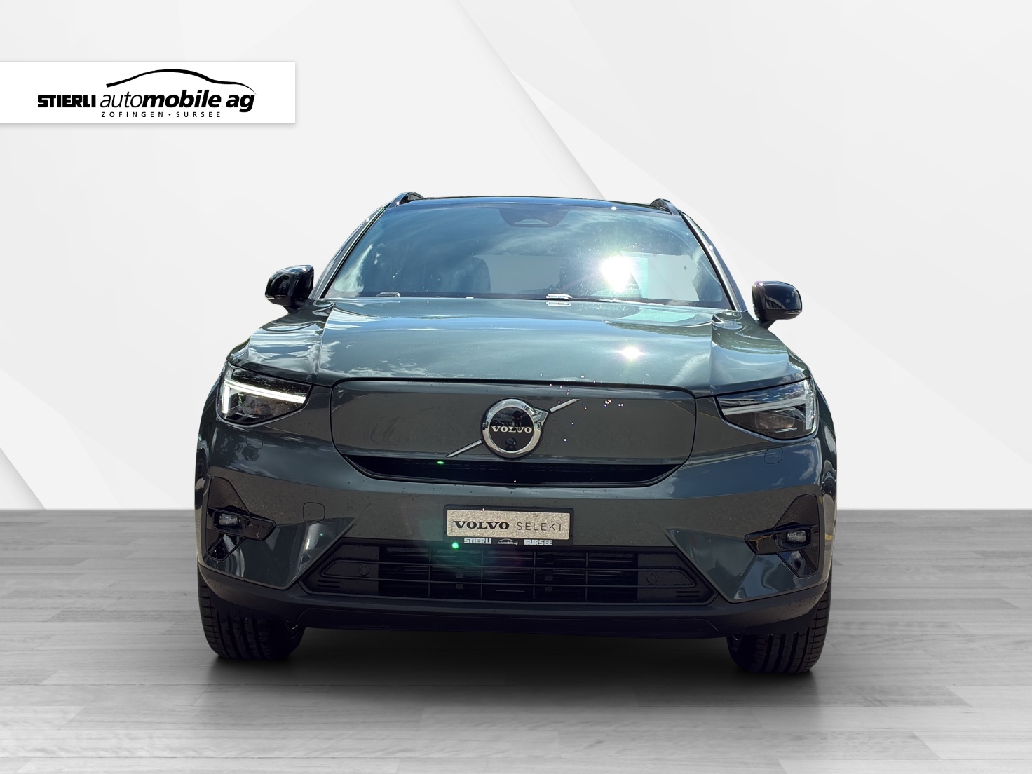 VOLVO EX40 Twin XCENTRIC Edition AWD-showroom-element-1
