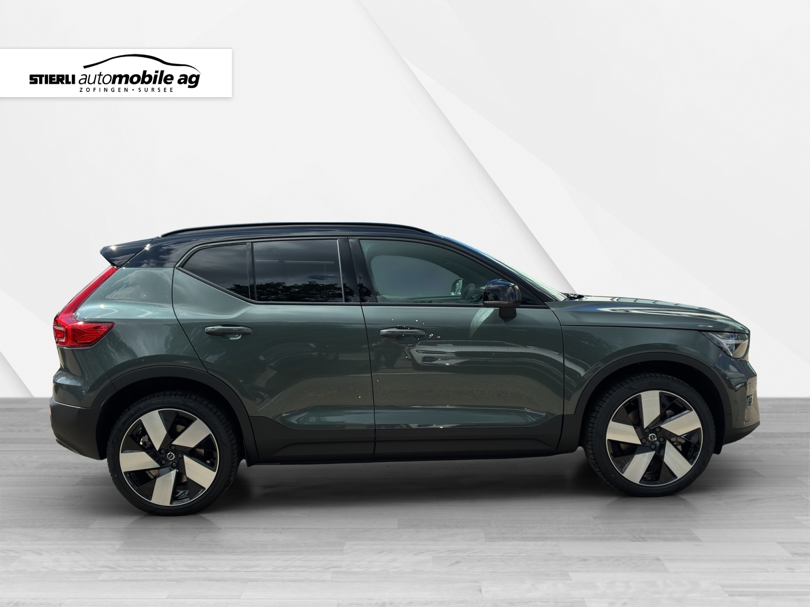 VOLVO EX40 Twin XCENTRIC Edition AWD-showroom-element-3