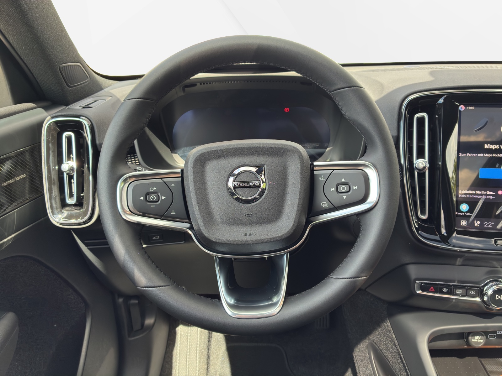 VOLVO EX40 Twin XCENTRIC Edition AWD-image-11