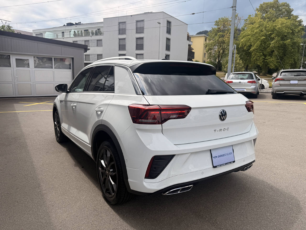 VW T-Roc 2.0 TSI R-Line DSG 4motion-image-3