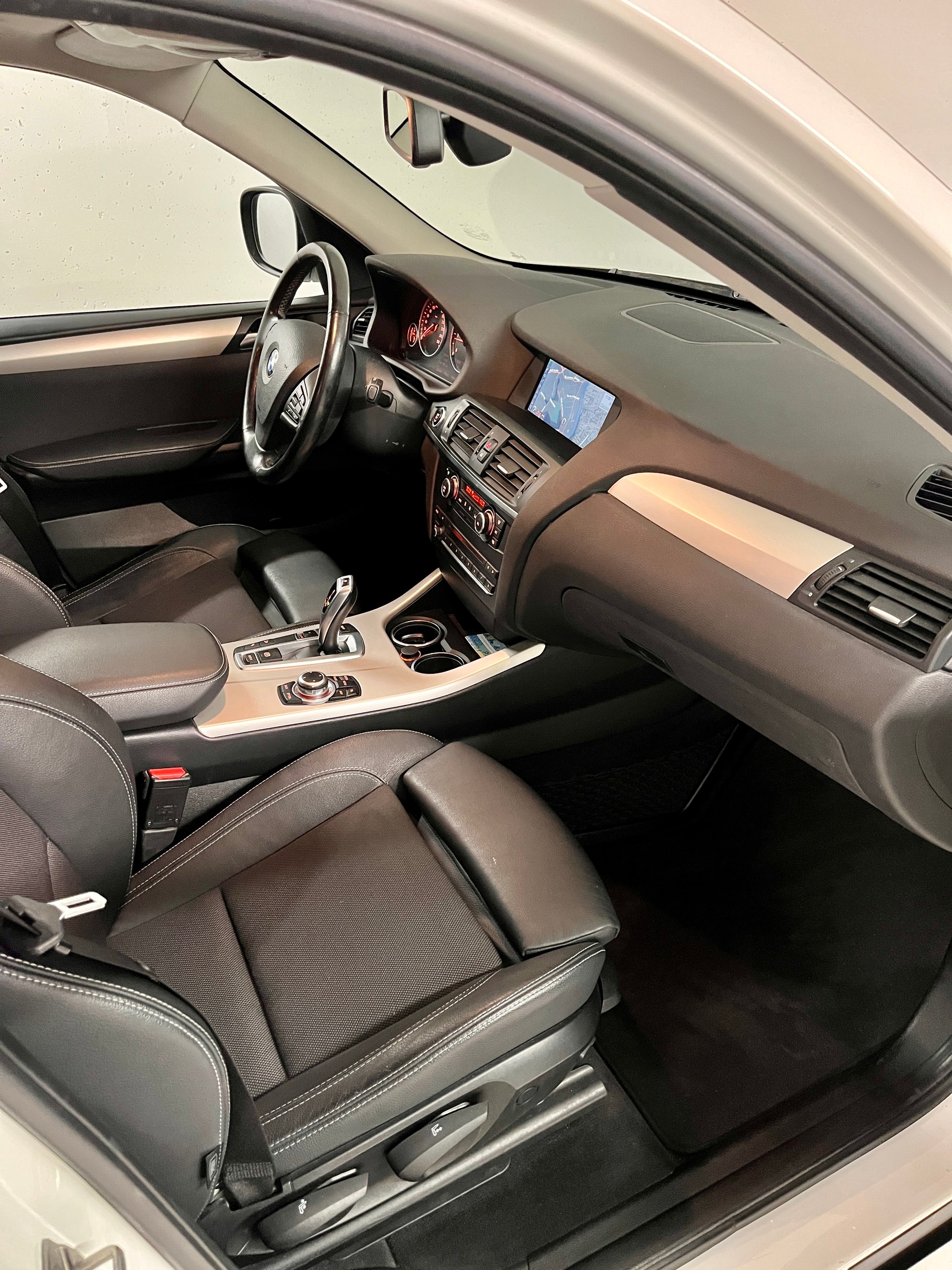 BMW X3 xDrive 20d Steptronic-image-6