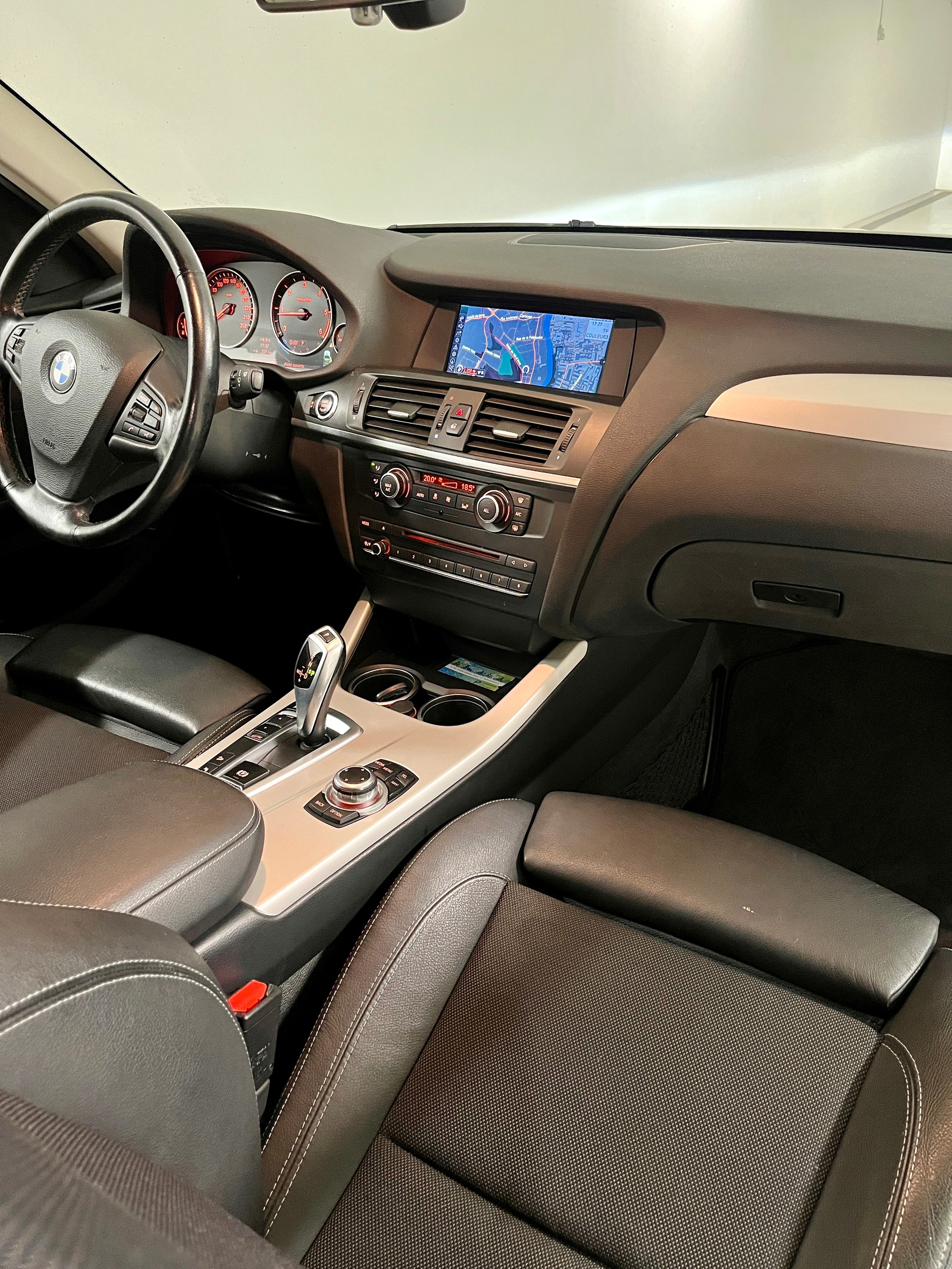 BMW X3 xDrive 20d Steptronic-image-5