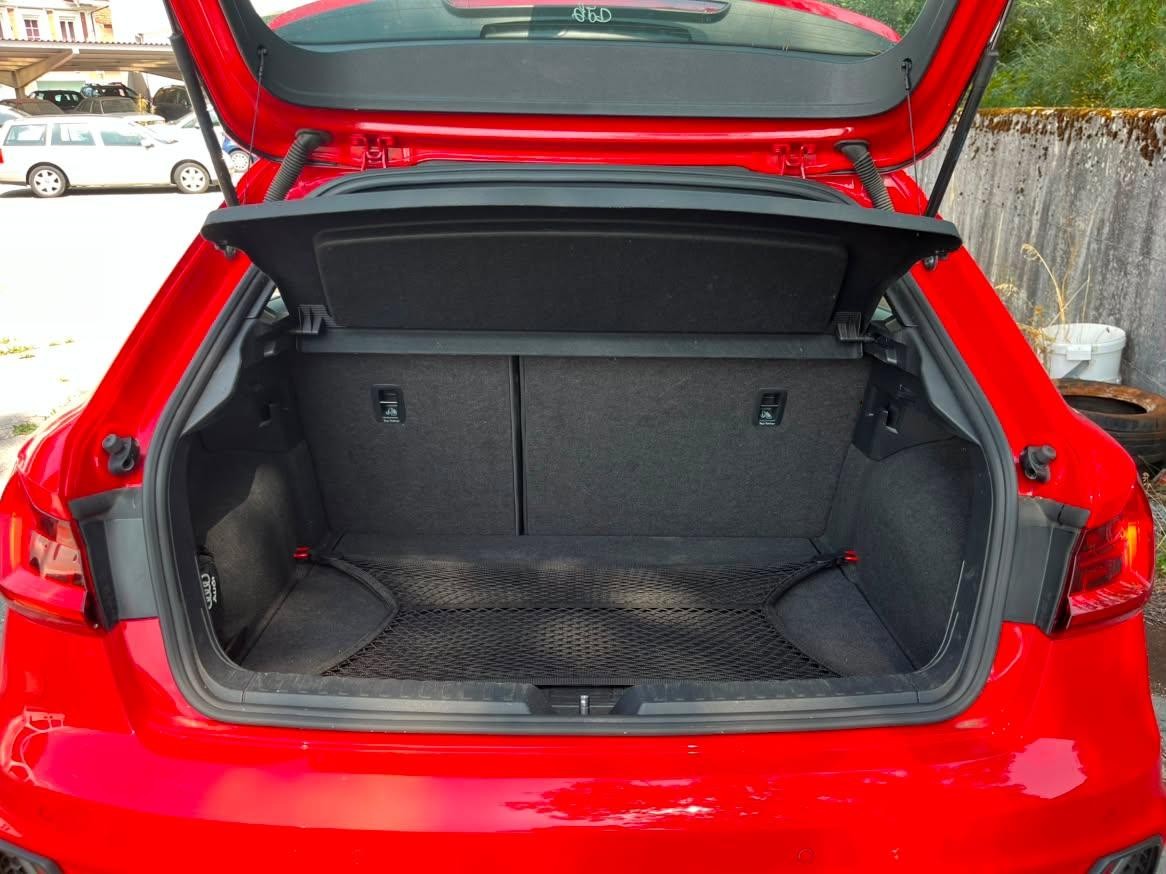 AUDI A1 Sportback 40 TFSI S Line S-tronic-image-7
