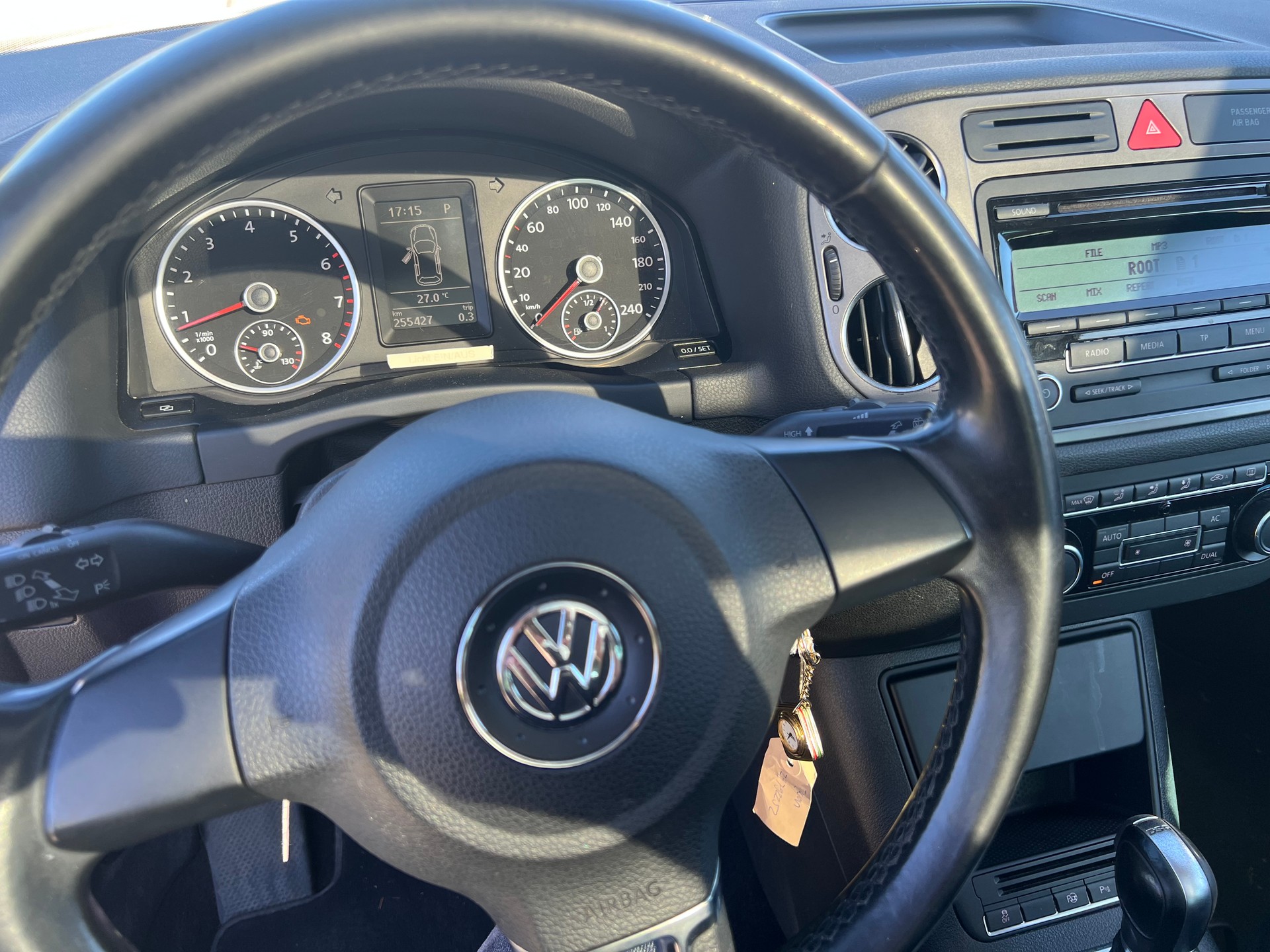 VW Tiguan 2.0 TSI Sport&Style DSG-image-4