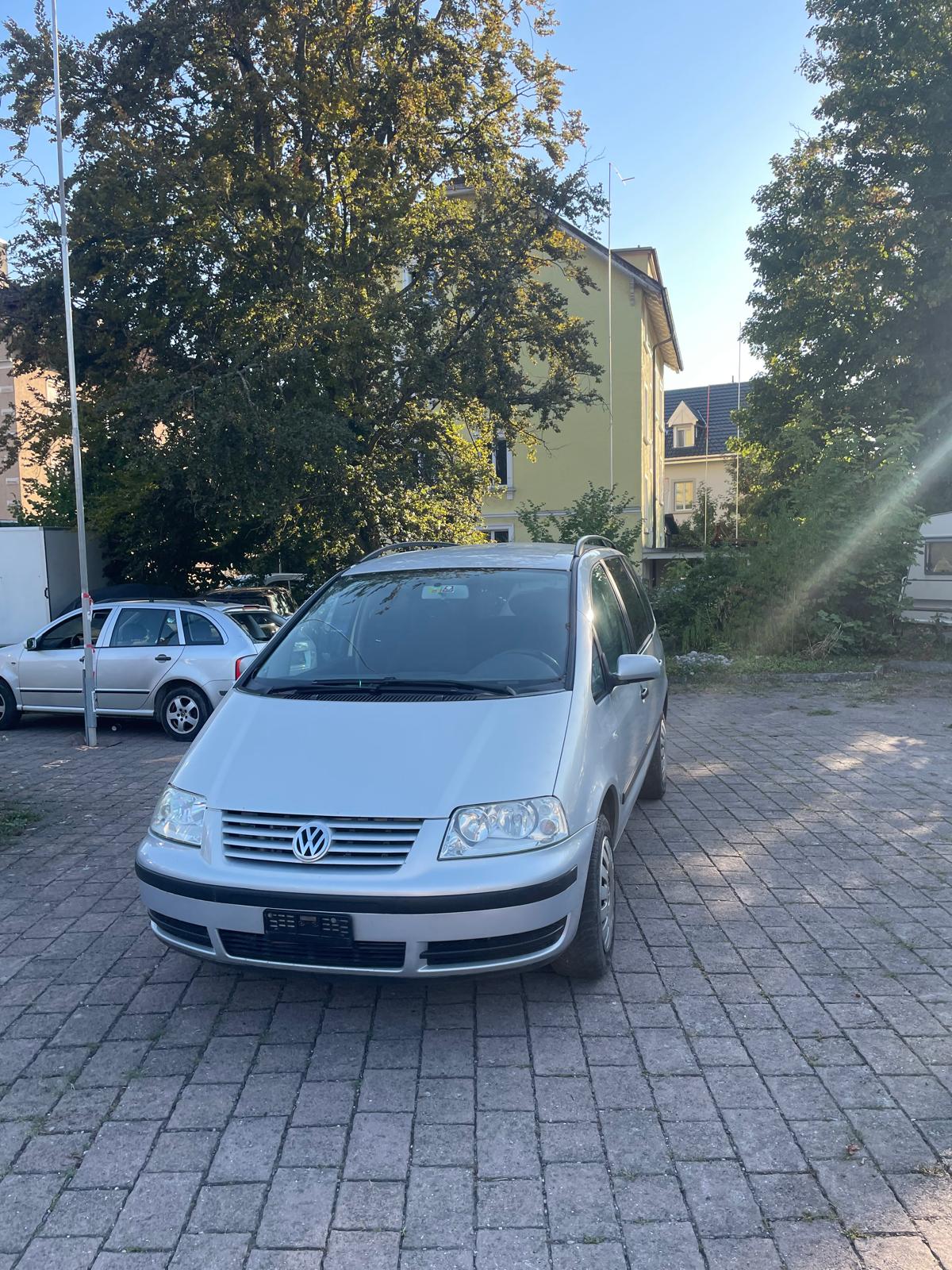 VW Sharan 1.9 TDI Comfortline-image-0