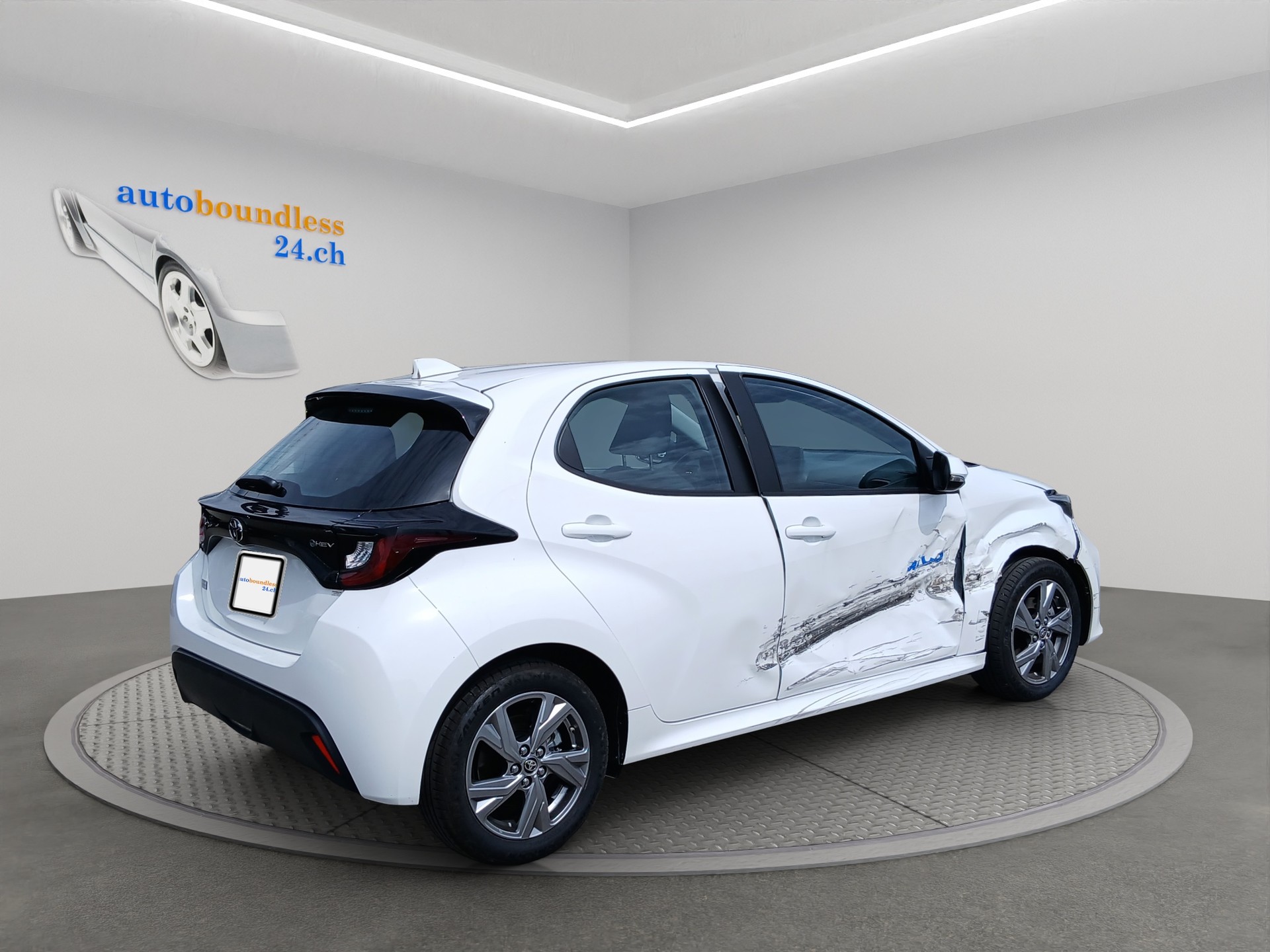 TOYOTA Yaris 1.5 Premium e-CVT-image-3