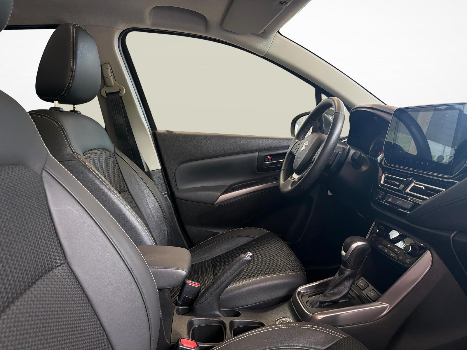 SUZUKI S-Cross 1.5 Piz Sulai Top Hybrid 4x4 - Ruote invernali incluse-image-9