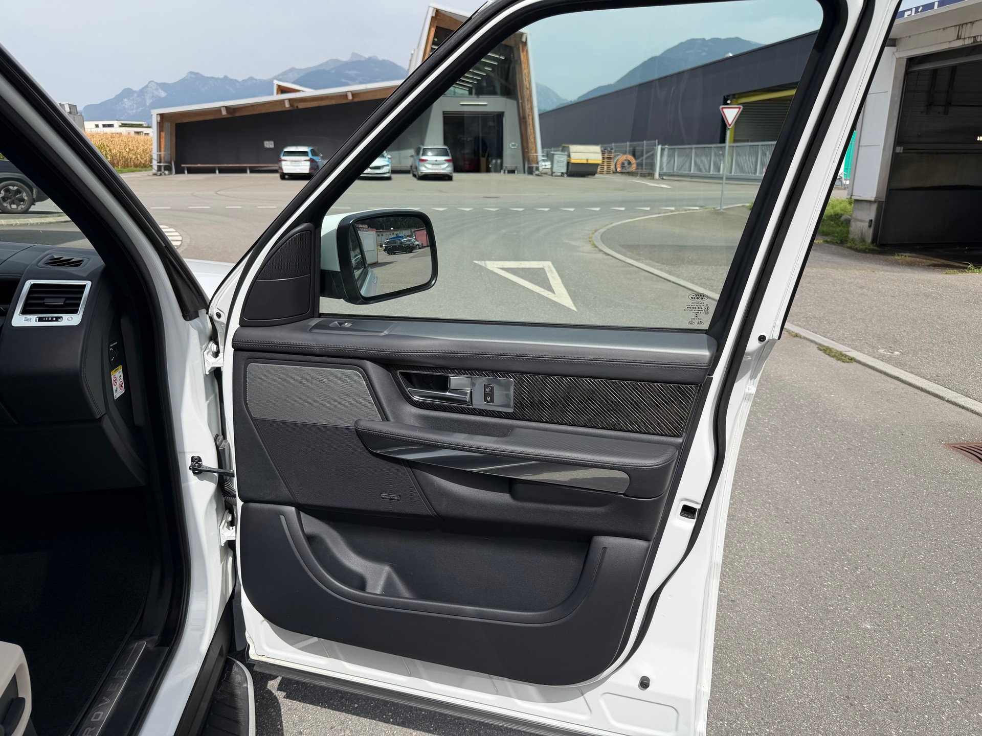 LAND ROVER Range Rover Sport 5.0 V8 SC Automatic-image-21