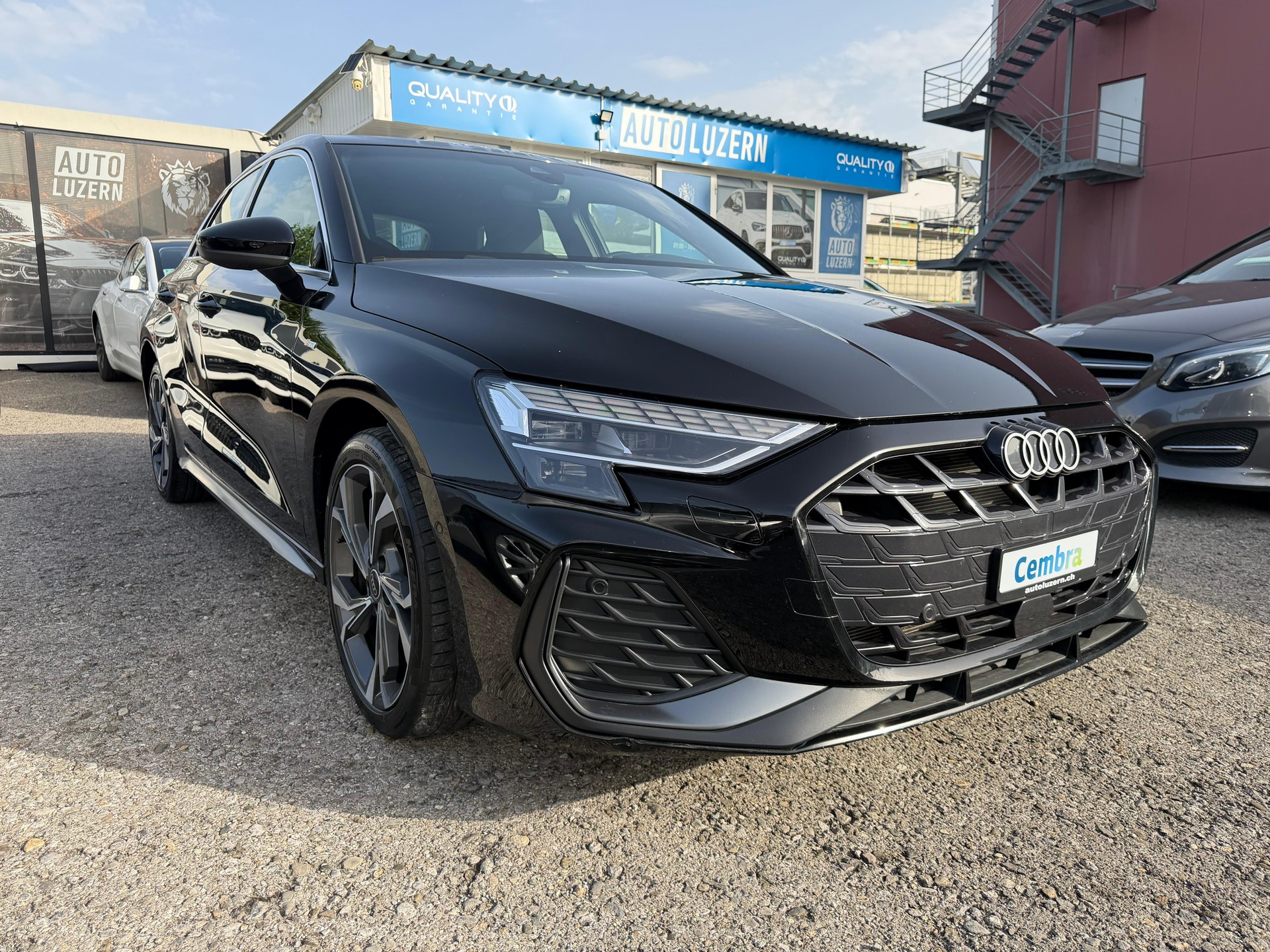 AUDI A3 Sportback S-LINE 40 TFSI e S-tronic-image-12