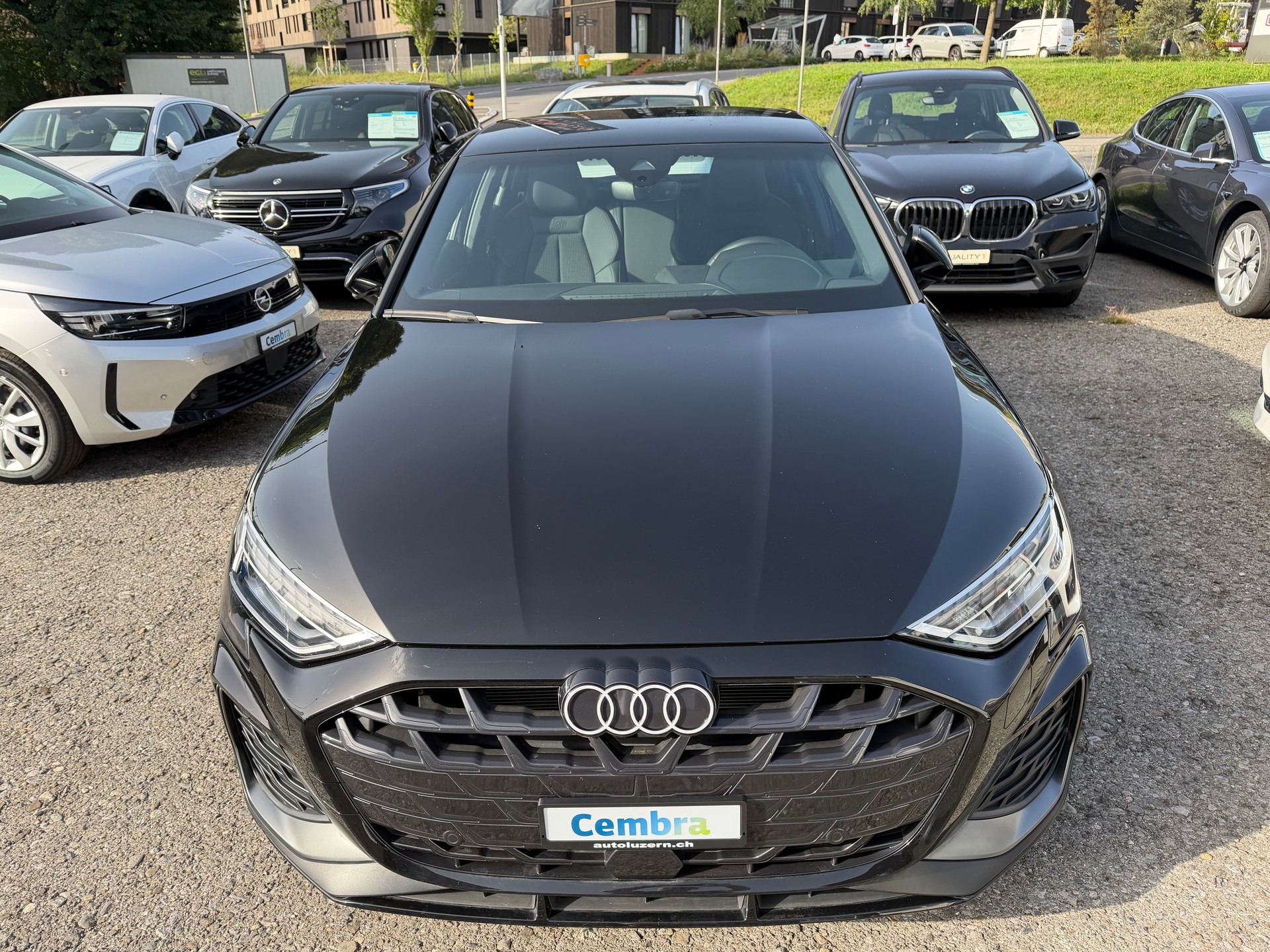 AUDI A3 Sportback S-LINE 40 TFSI e S-tronic-image-2