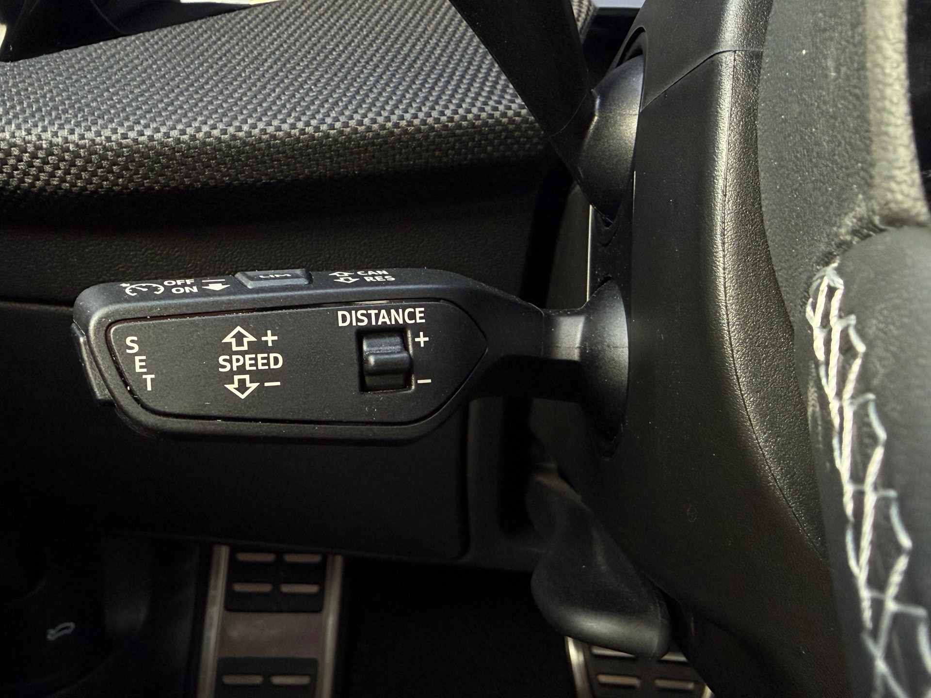 AUDI A3 Sportback S-LINE 40 TFSI e S-tronic-image-20