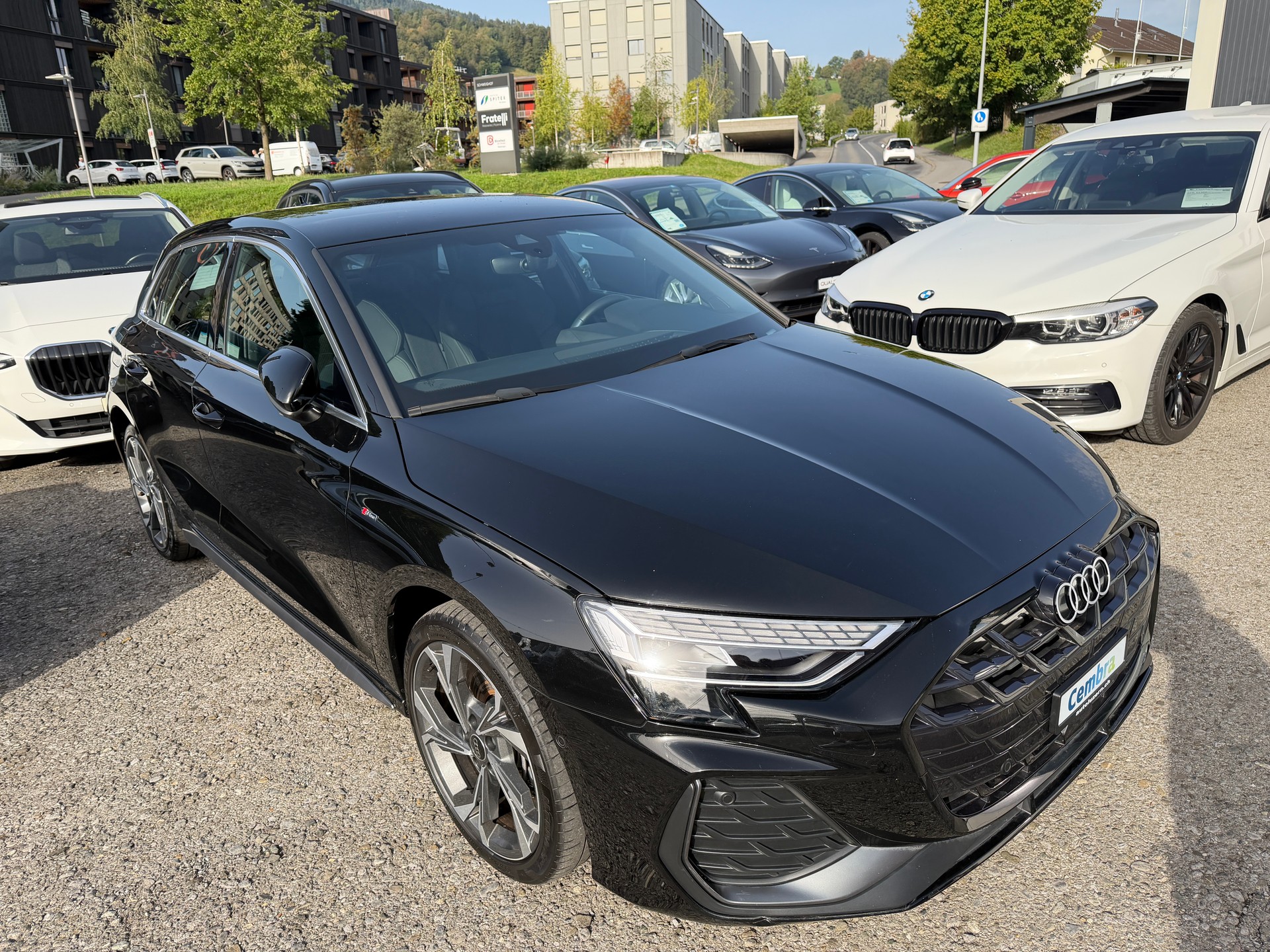 AUDI A3 Sportback S-LINE 40 TFSI e S-tronic-image-3