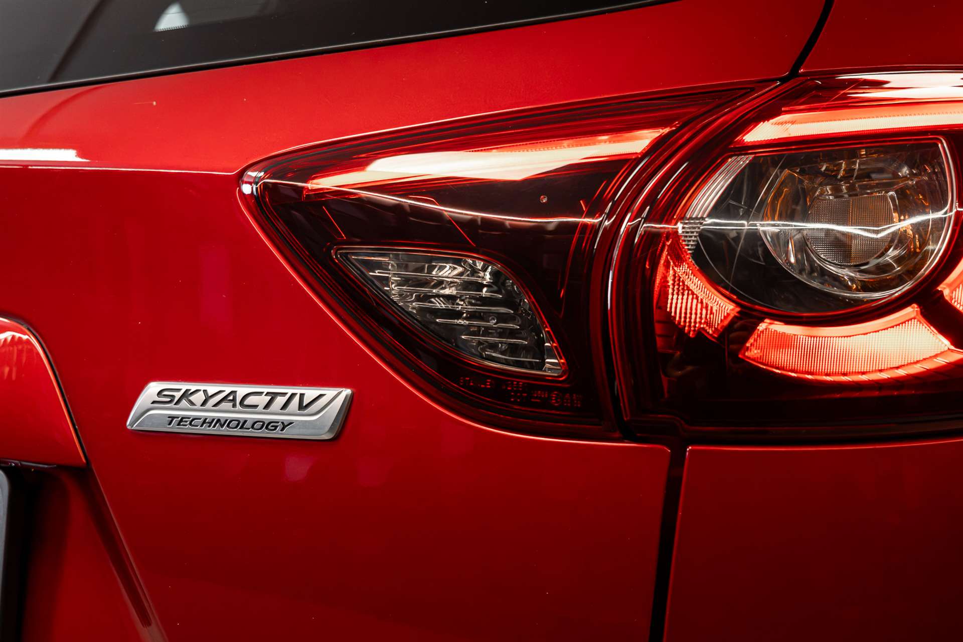 MAZDA CX-5 2.2 D HP Revolution AWD Automatic-image-27