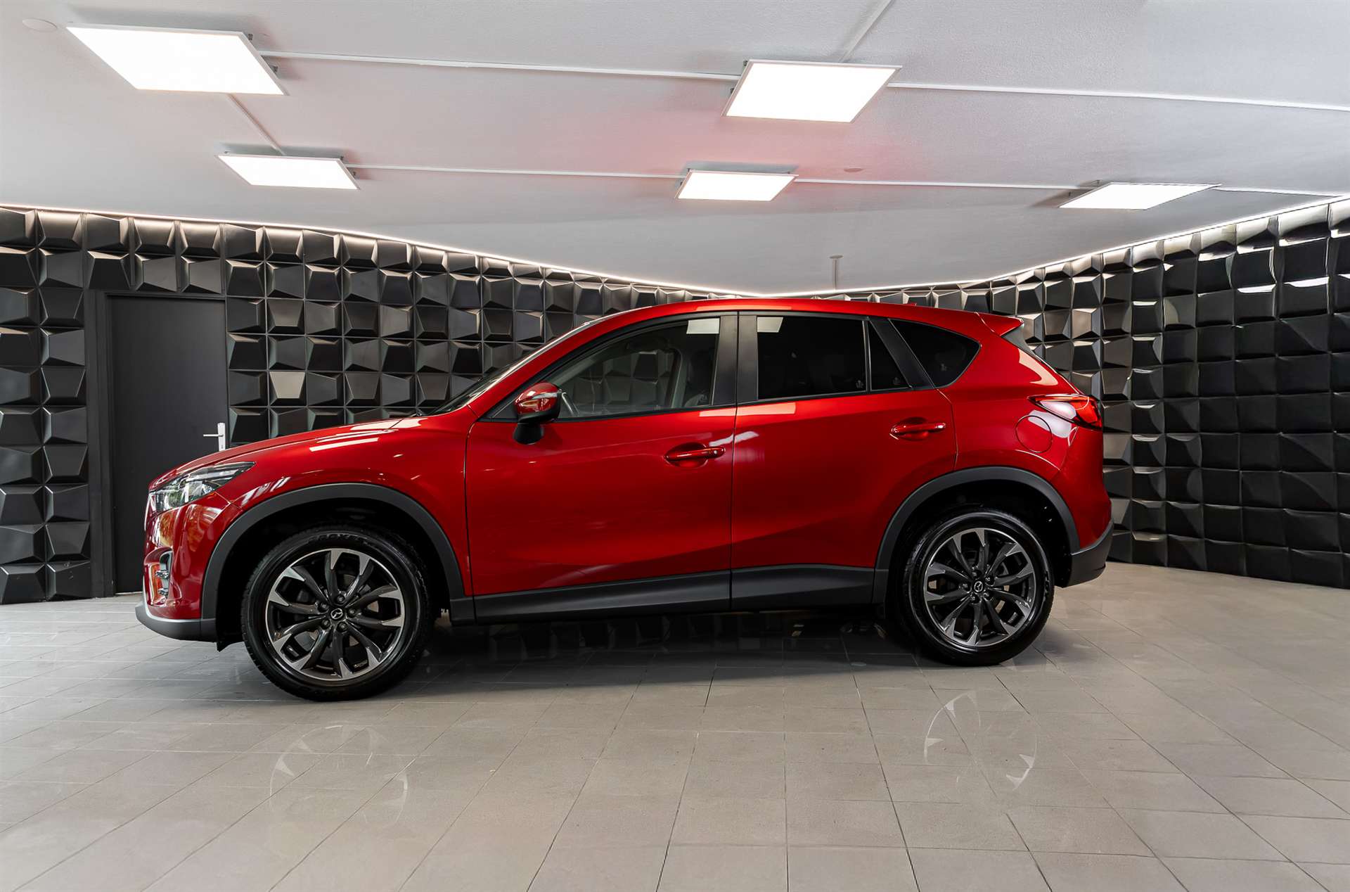 MAZDA CX-5 2.2 D HP Revolution AWD Automatic-image-1