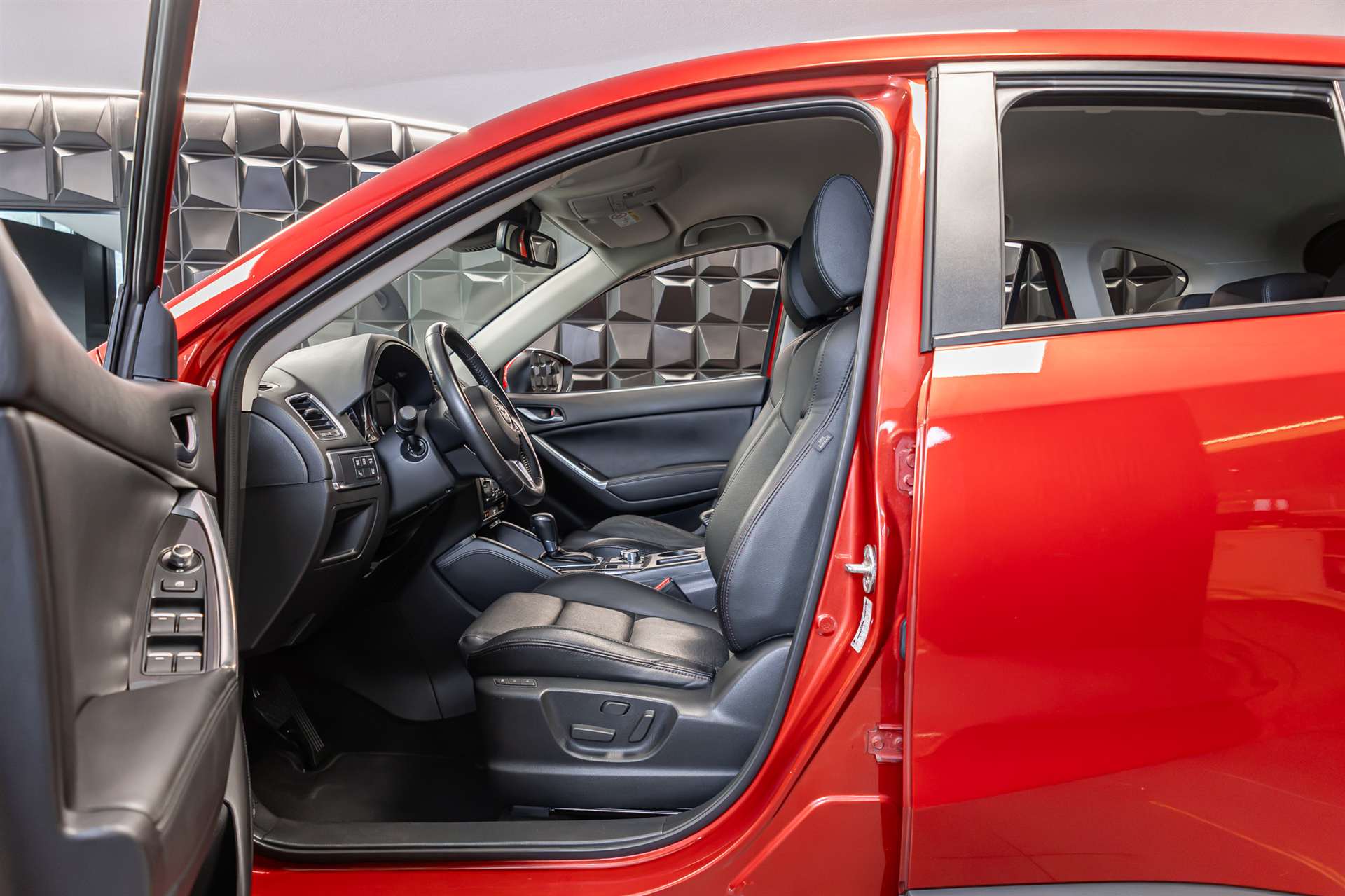 MAZDA CX-5 2.2 D HP Revolution AWD Automatic-image-9